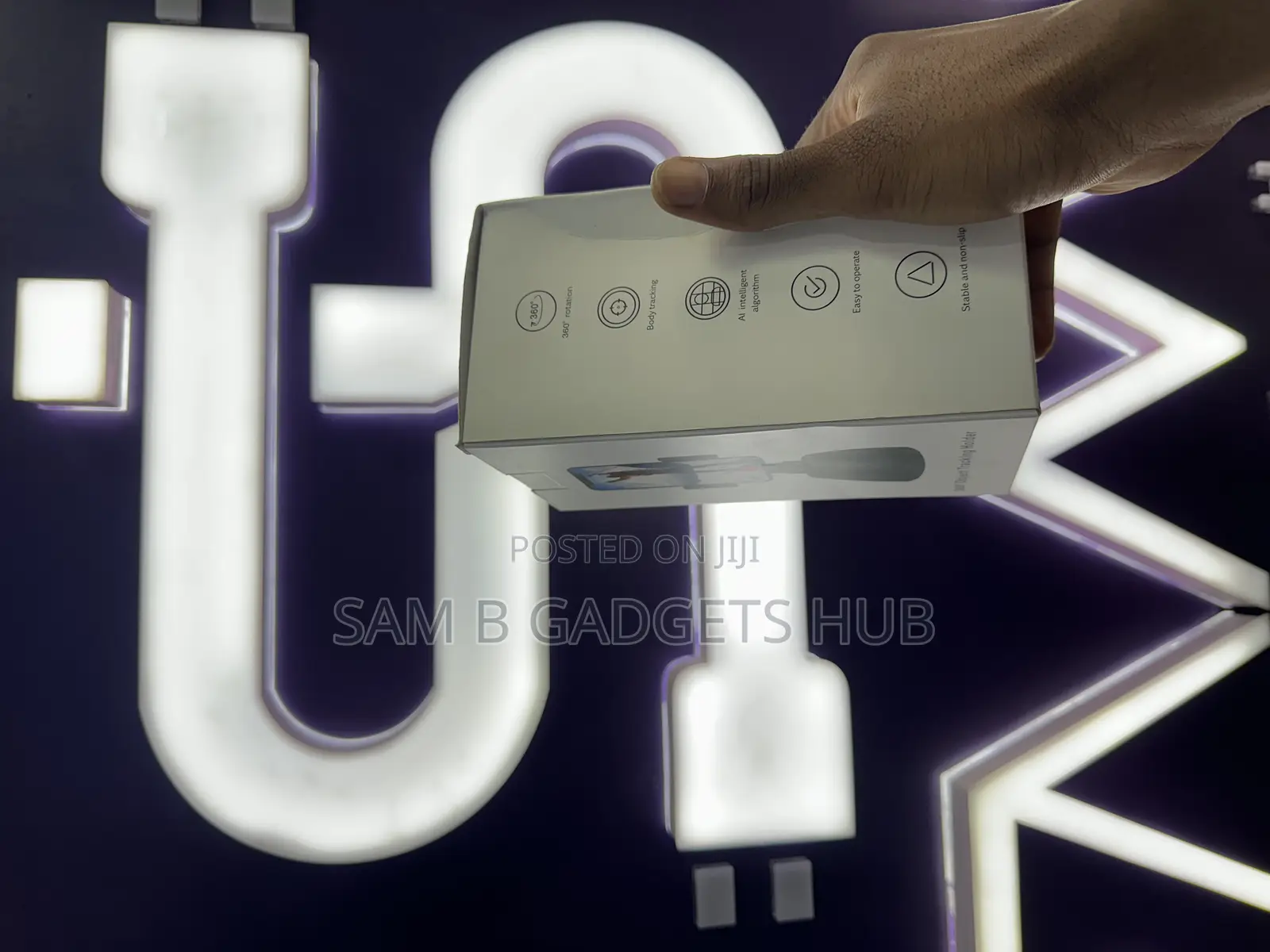 360° Object Tracking Holder