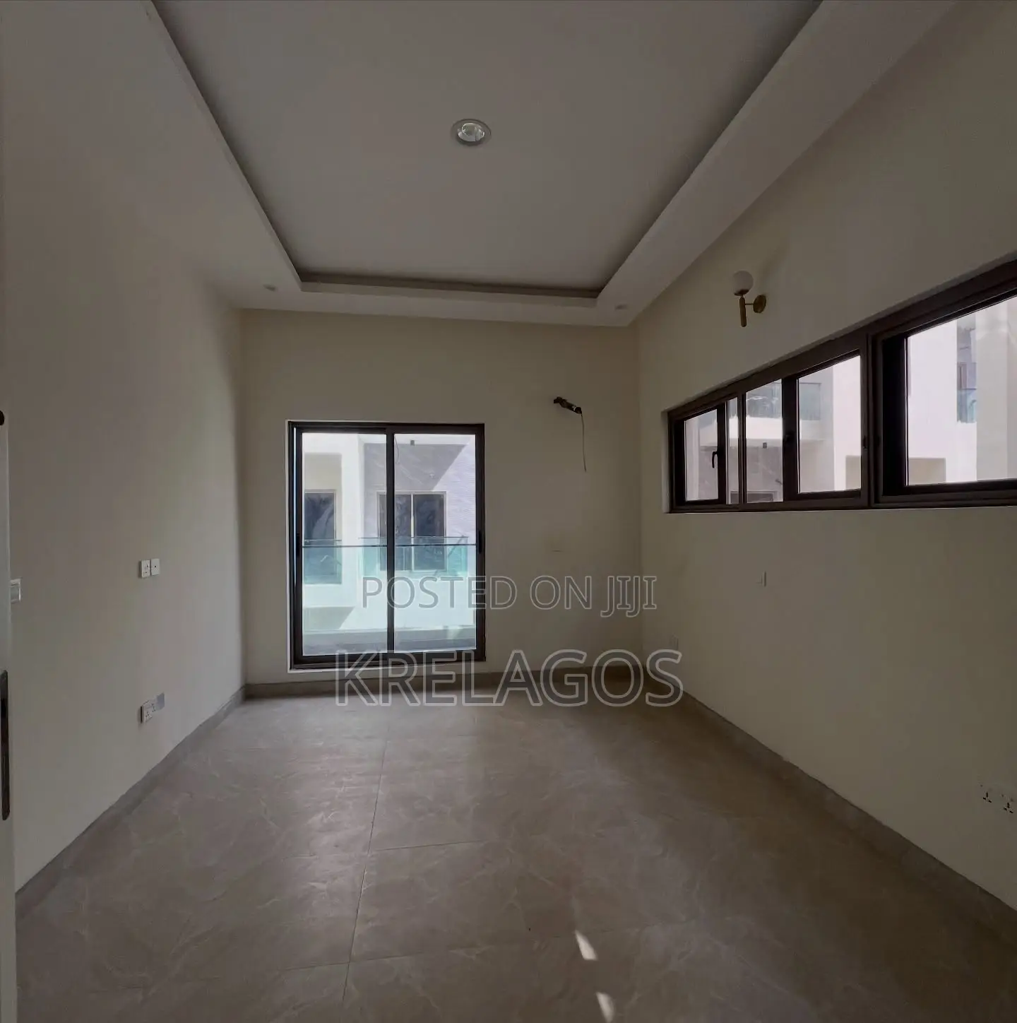5bdrm Duplex in Banana Island for rent