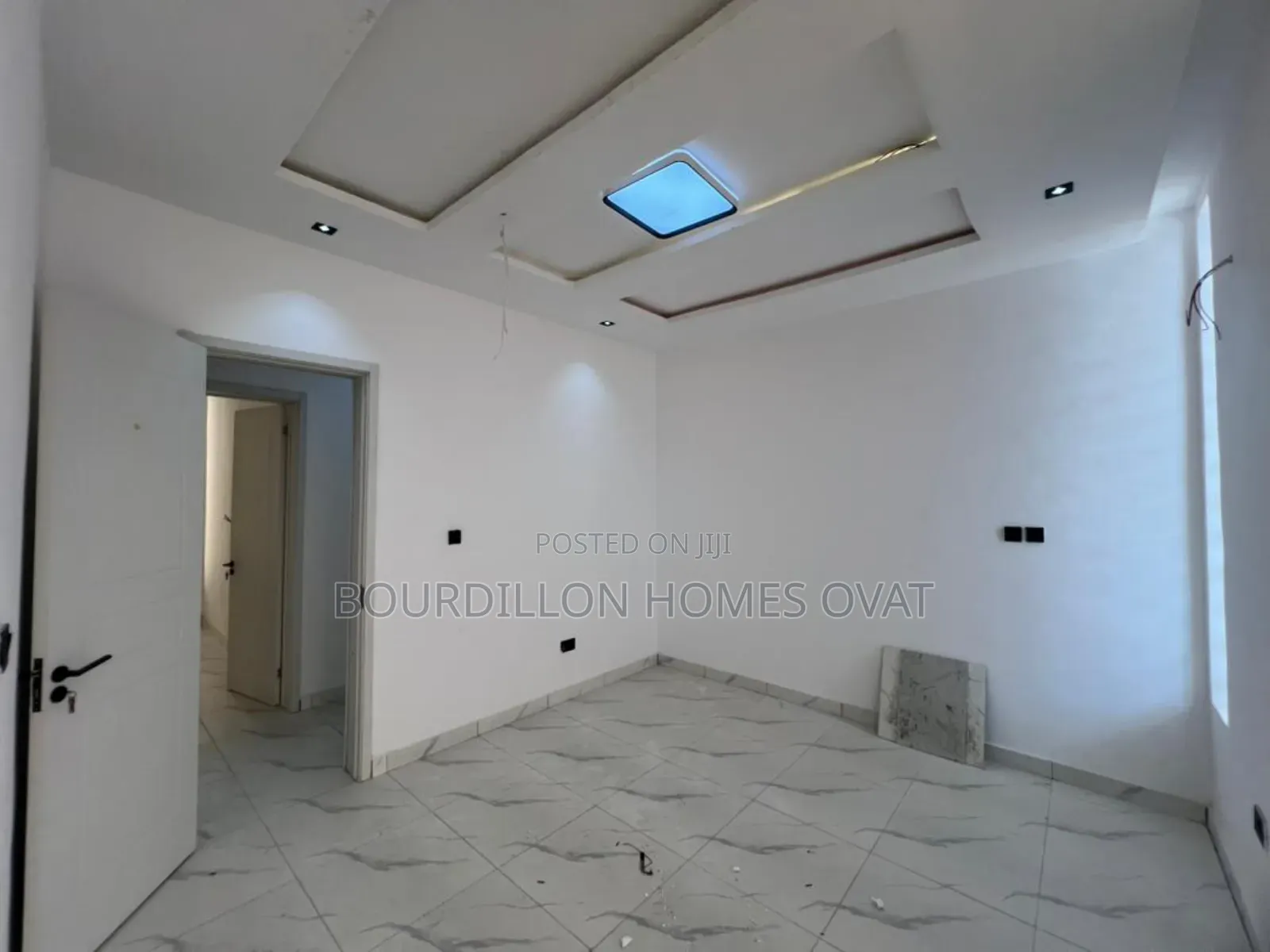 4bdrm Duplex in Ikota Lagos for sale