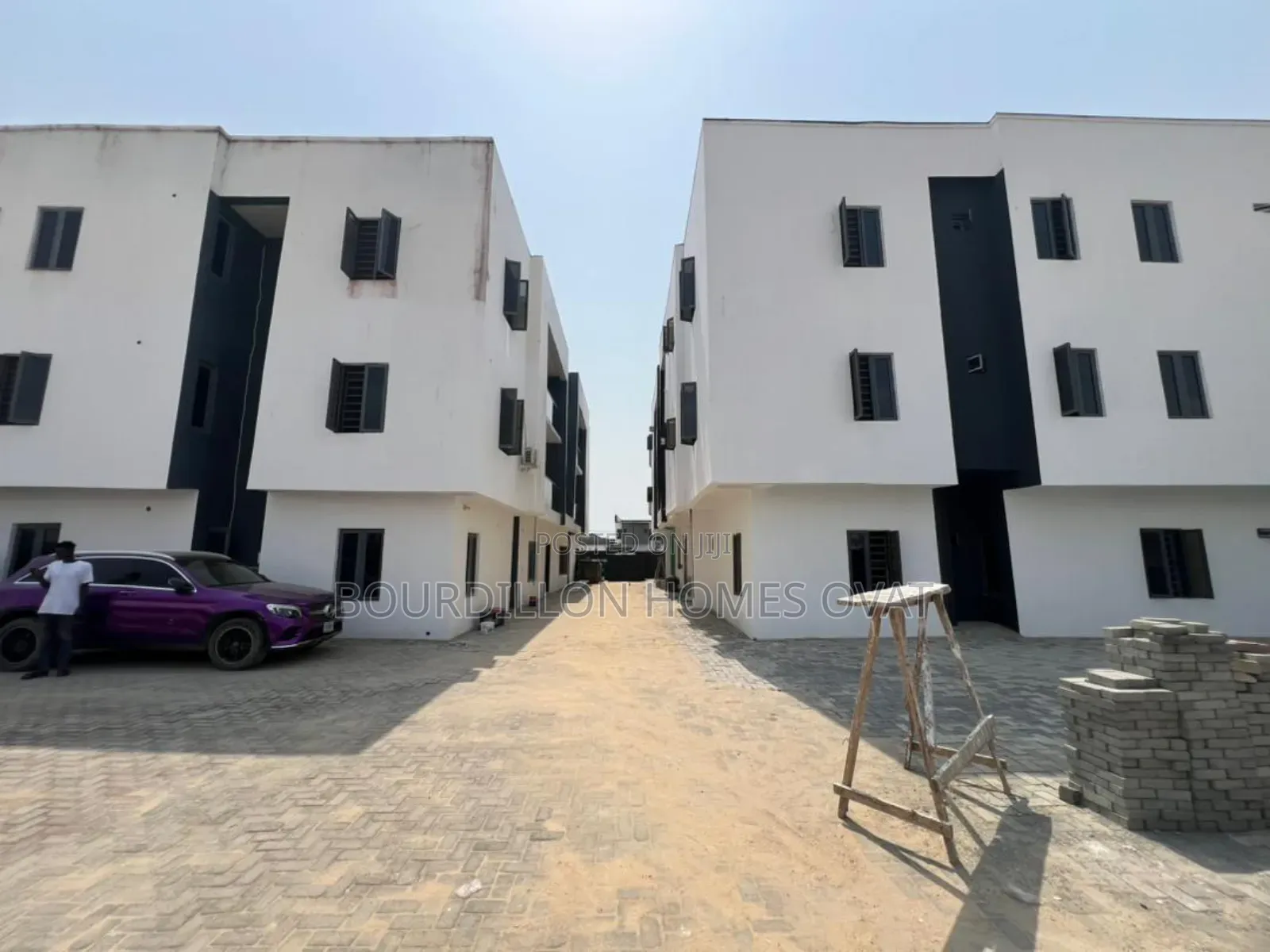 3bdrm Apartment in Ikota Villa Estate for sale
