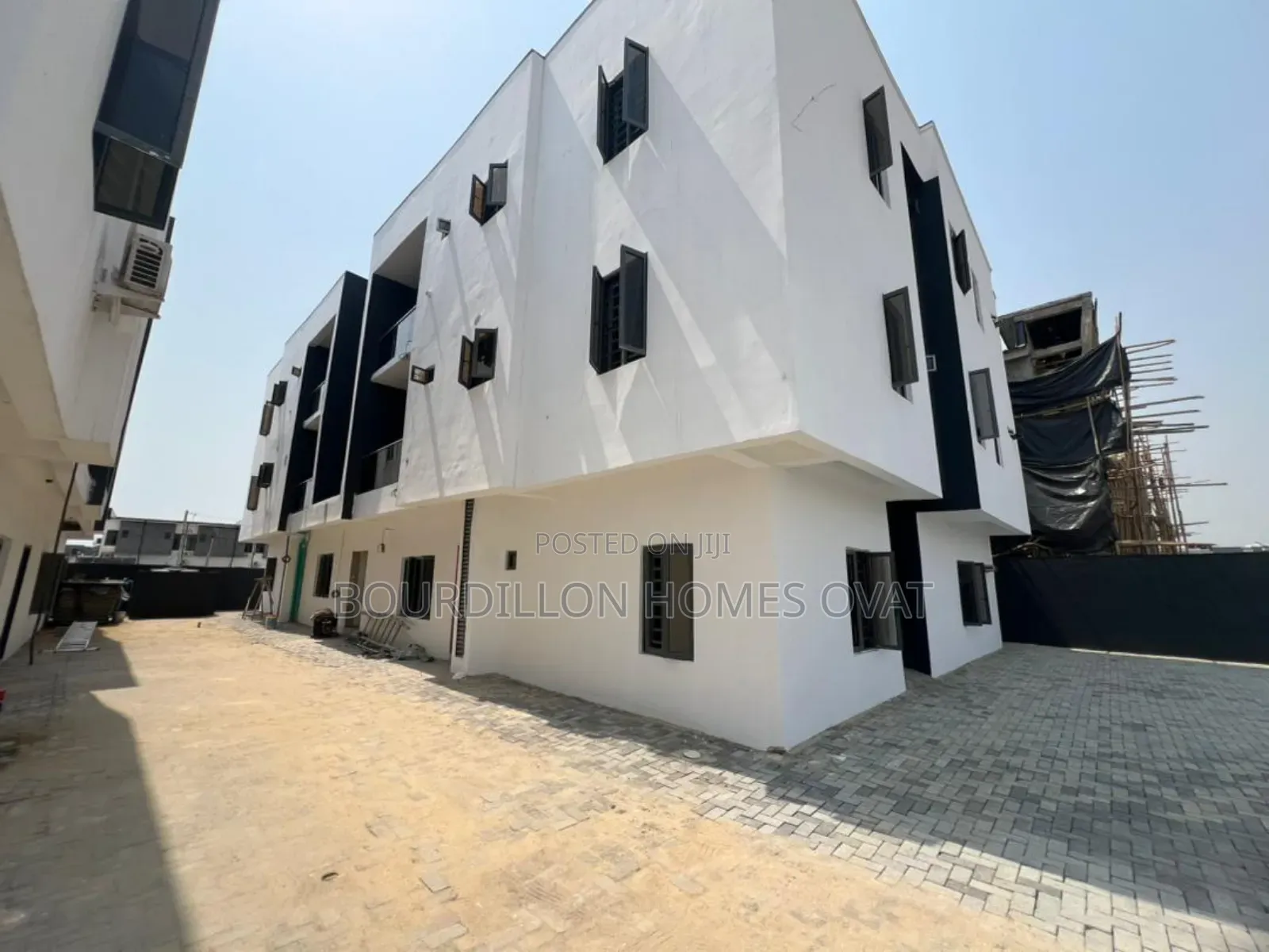 Furnished 2bdrm Apartment in Ikota Villa Estate for sale