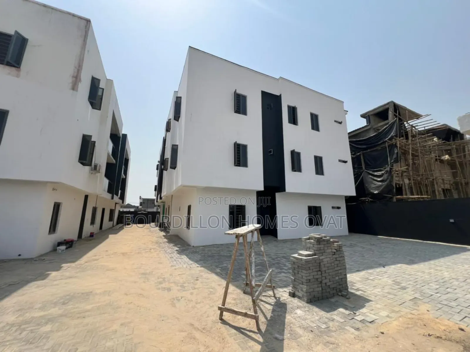 Furnished 2bdrm Apartment in Ikota Villa Estate for sale