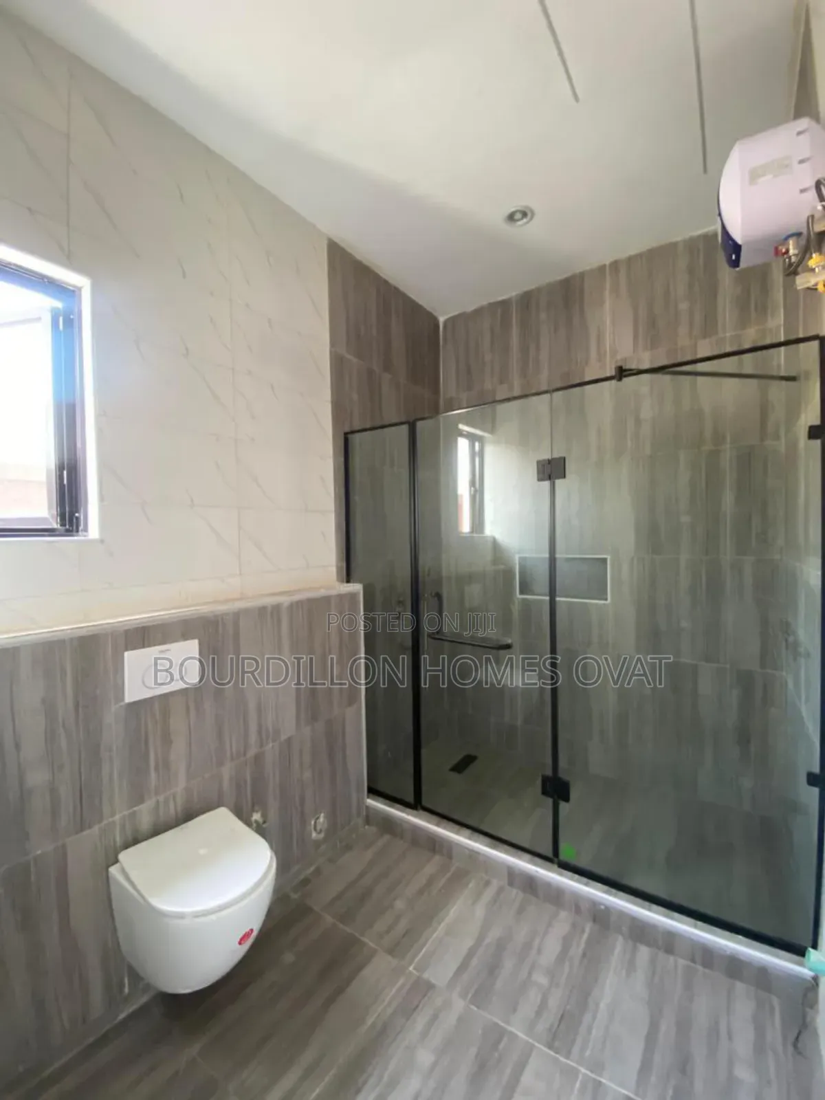 5bdrm Duplex in Ikota Lagos State for sale