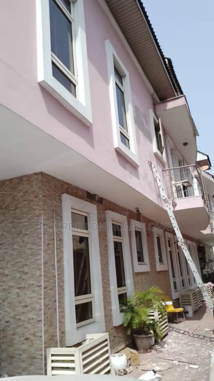 5bdrm House in Lekki Phase 1 for sale