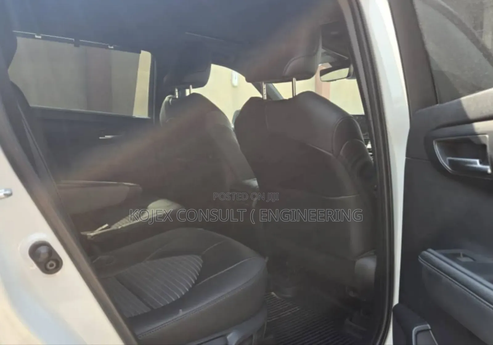 Toyota Highlander XSE AWD 2023 White