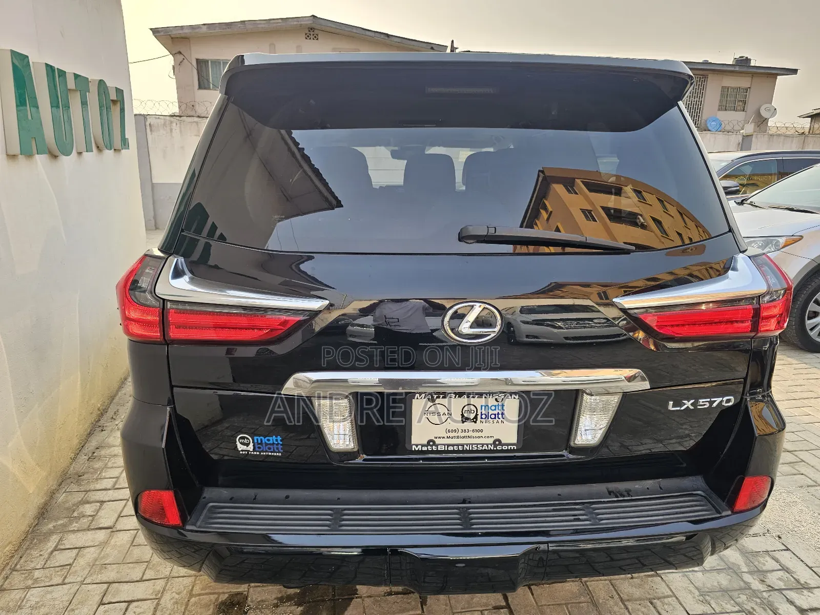 Lexus LX 570 AWD 2017 Black