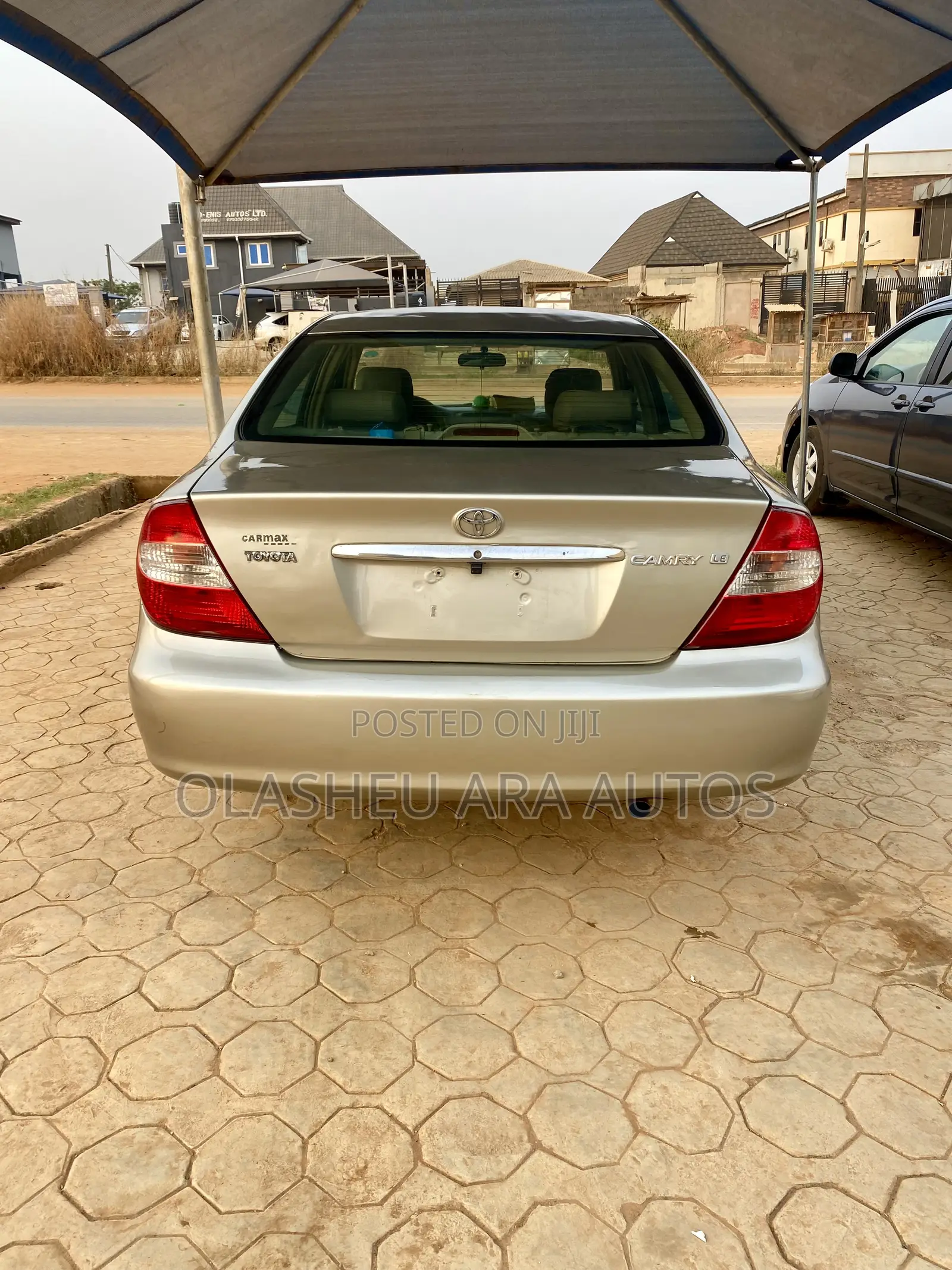 Toyota Camry LE 4dr Sedan (2.4L 4cyl 4A) 2004 Gold