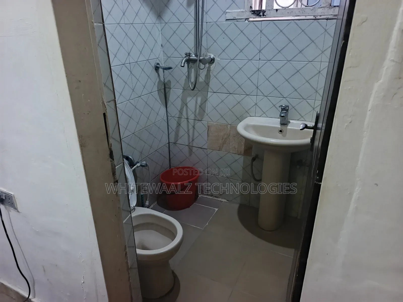 Furnished Studio Apartment in Rock Garden City, Phase 2 / Jikwoyi