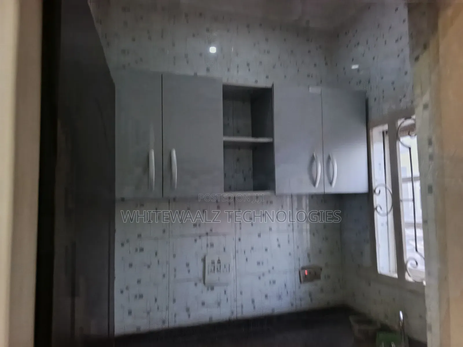 Furnished Studio Apartment in Rock Garden City, Phase 2 / Jikwoyi
