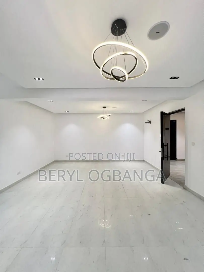 2bdrm Apartment in Ikate for sale