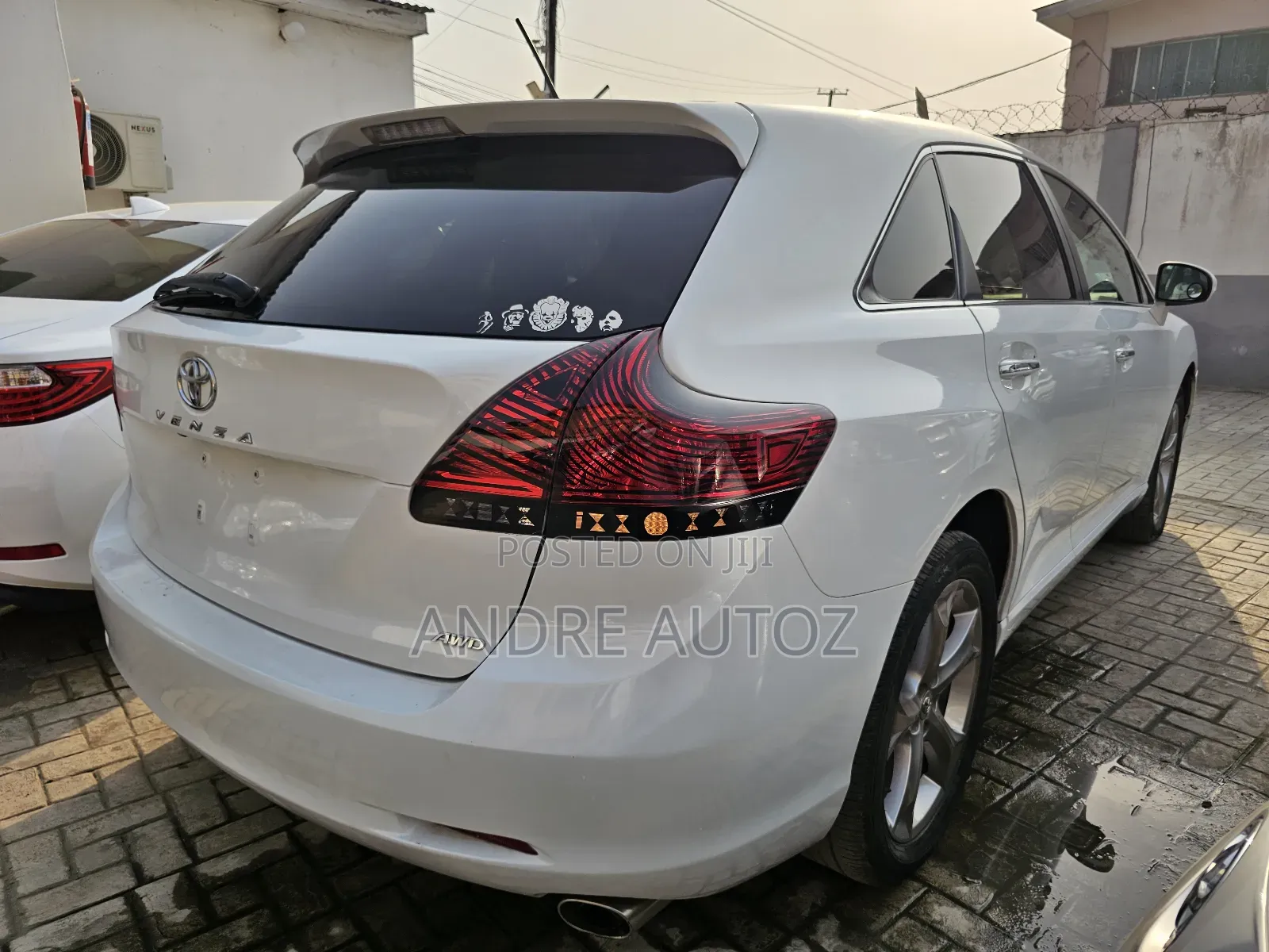 Toyota Venza V6 AWD 2010 White