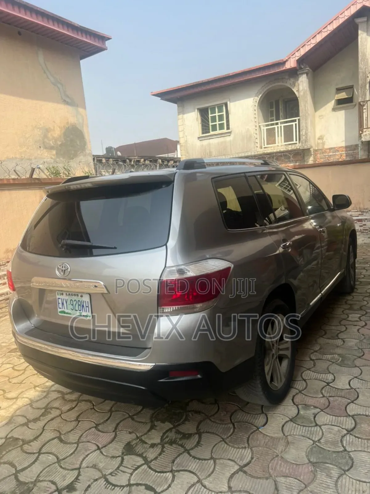 Toyota Highlander Limited 3.5l 4WD 2013 Silver