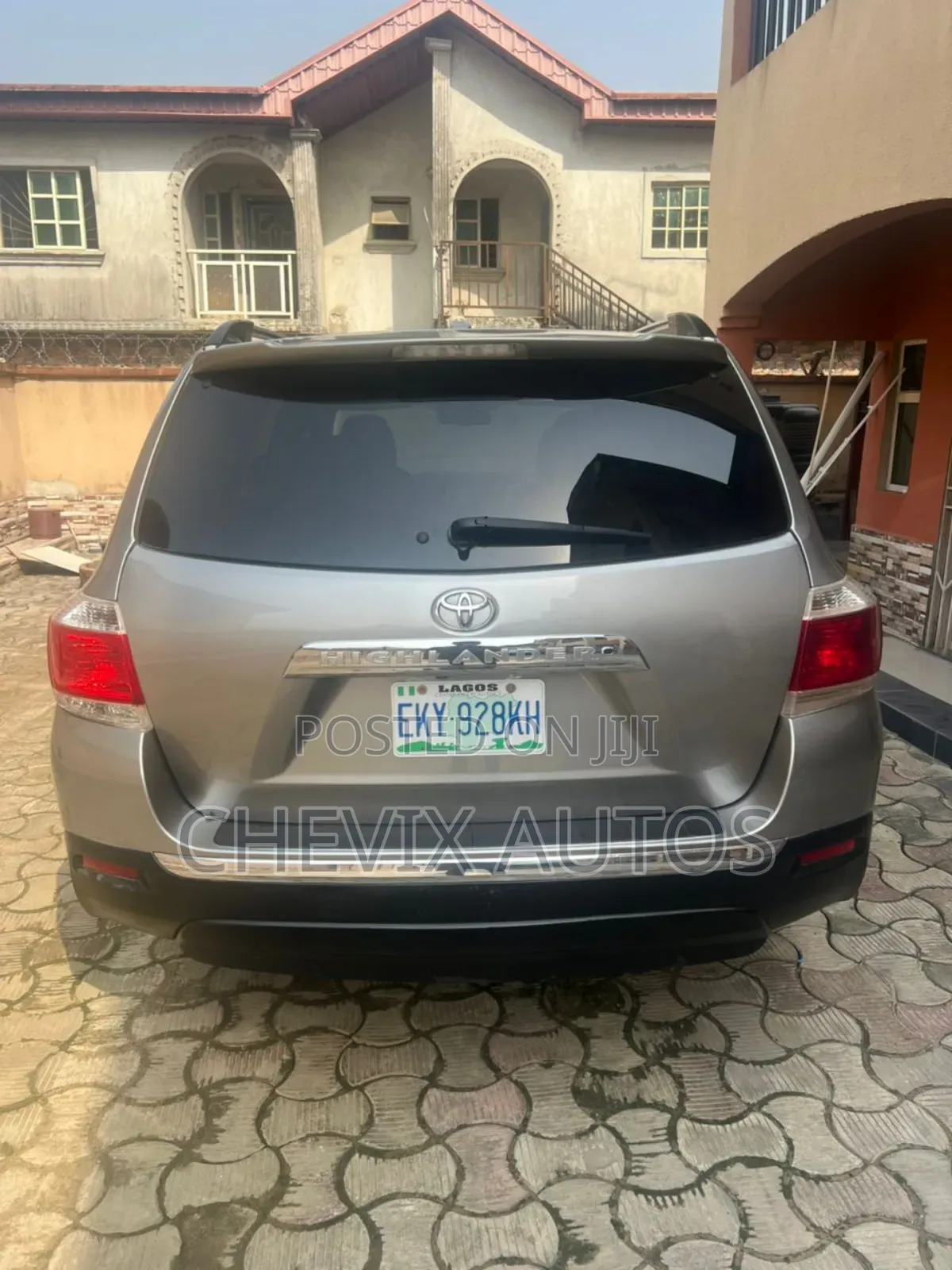 Toyota Highlander Limited 3.5l 4WD 2013 Silver