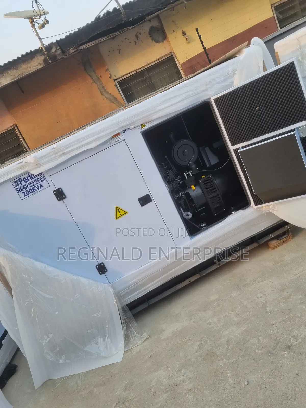 200kva Perkins Soundproof