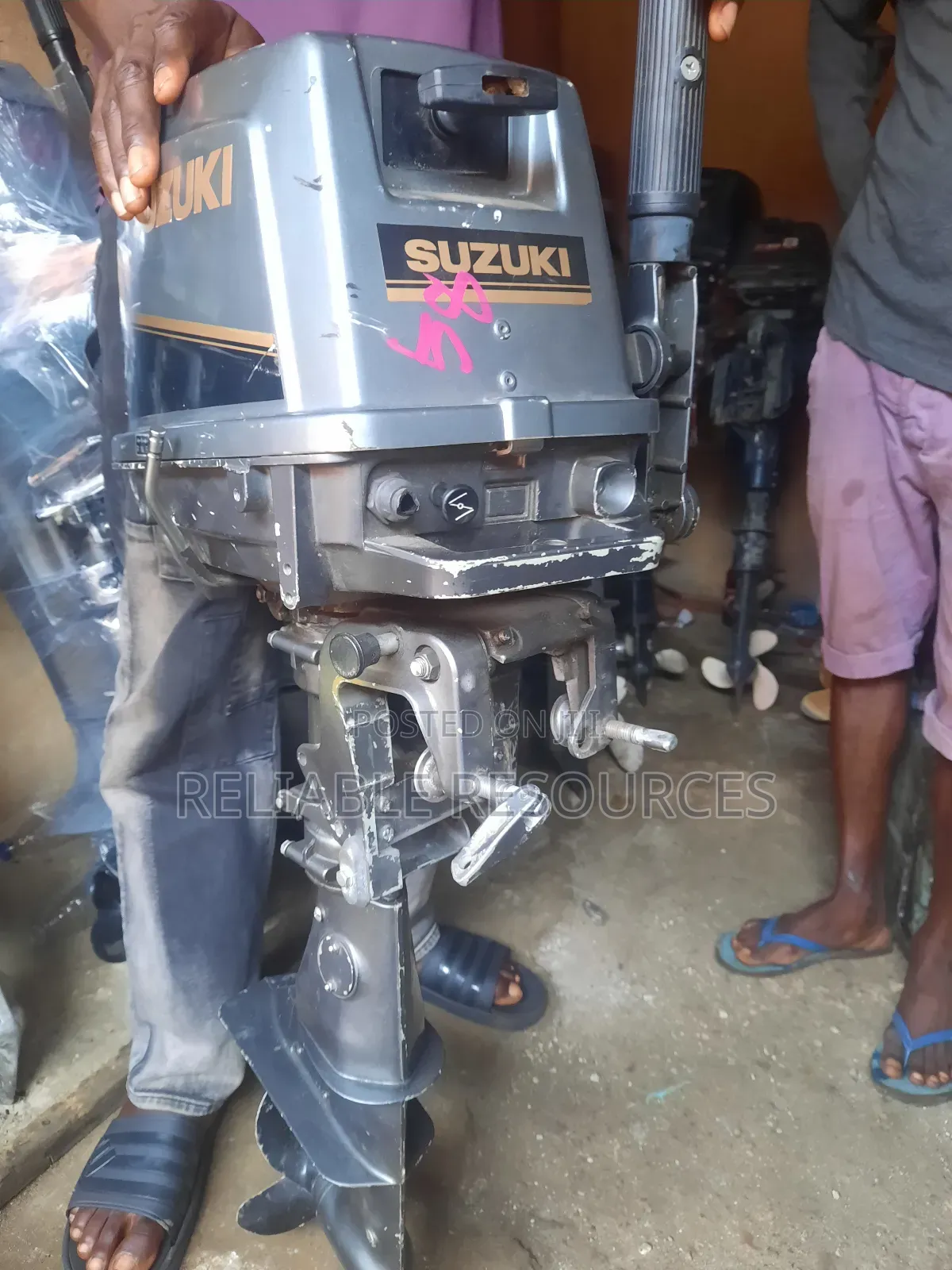 Suzuki Marine Outboard Engine 5hp