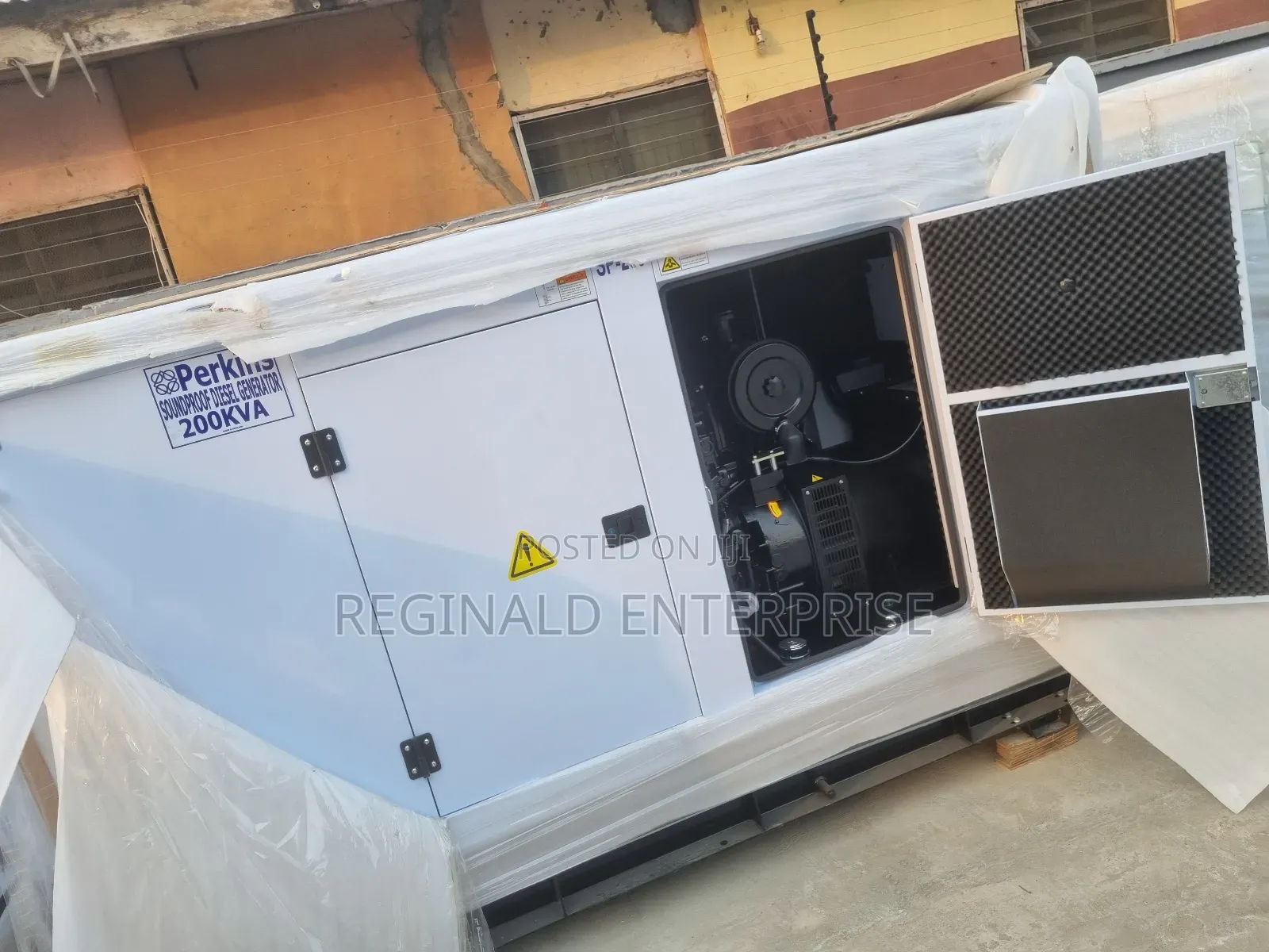 I Deal On The Best 200kva Perkins Soundproof Diesel Generator