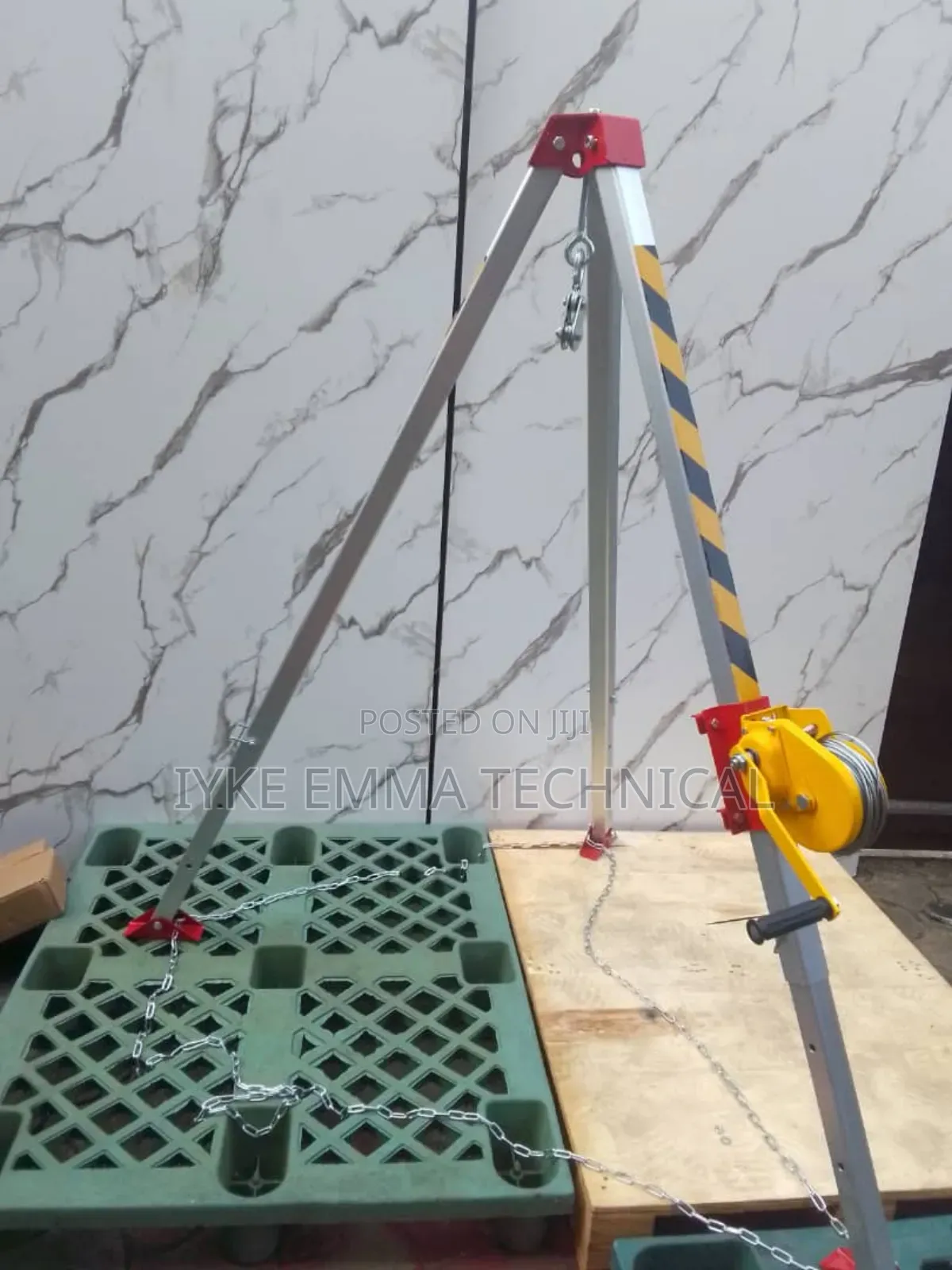 Confined Space Rescue Tripod