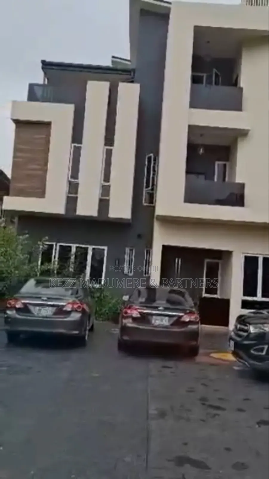 5bdrm Duplex in Dr Peter Odili , for sale