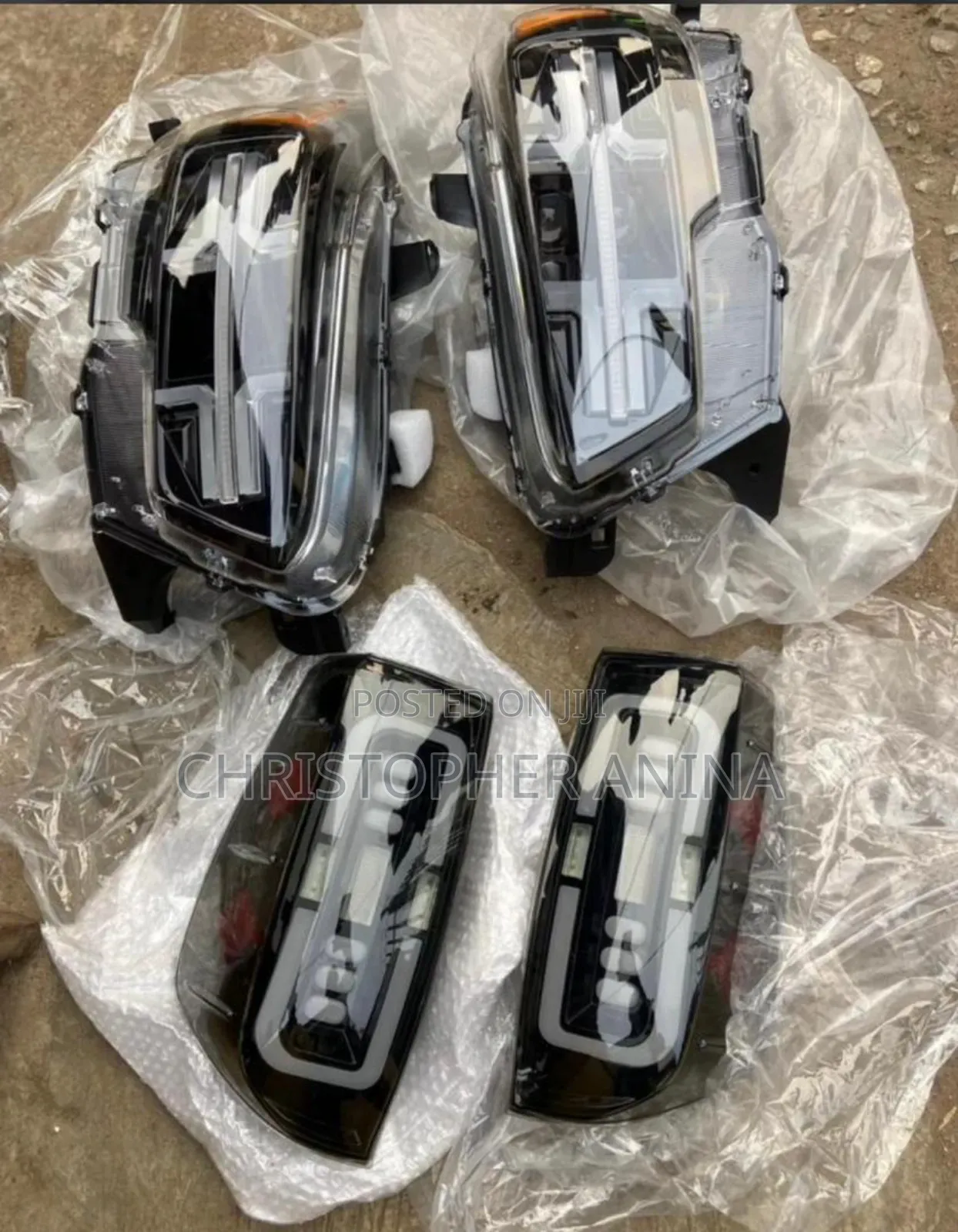 Headlamp and Backlight Toyota Tacoma 2024 Available