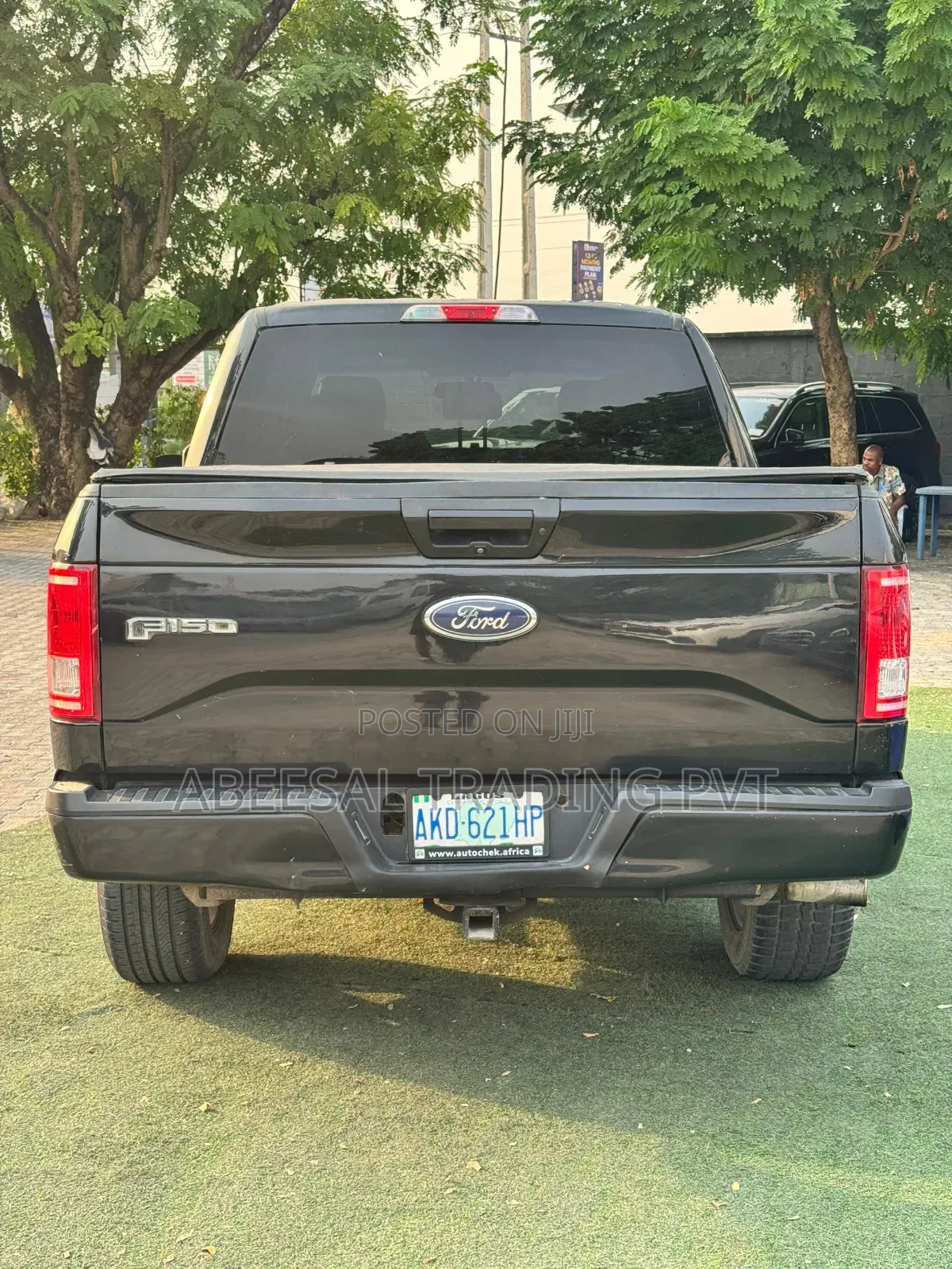 Ford F-150 Platinum 4x4 SuperCrew Cab Styleside 6.5 ft. box 157 in. WB