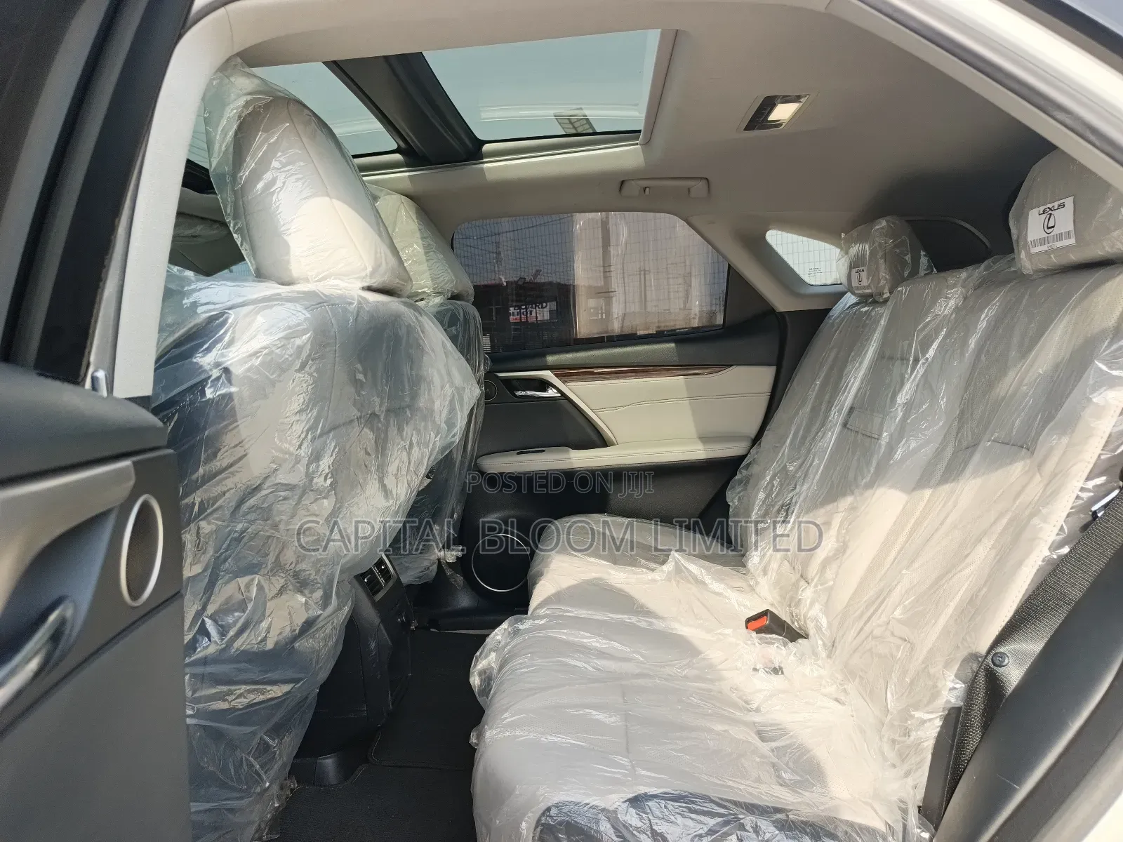 Lexus RX 350 FWD 2017 White