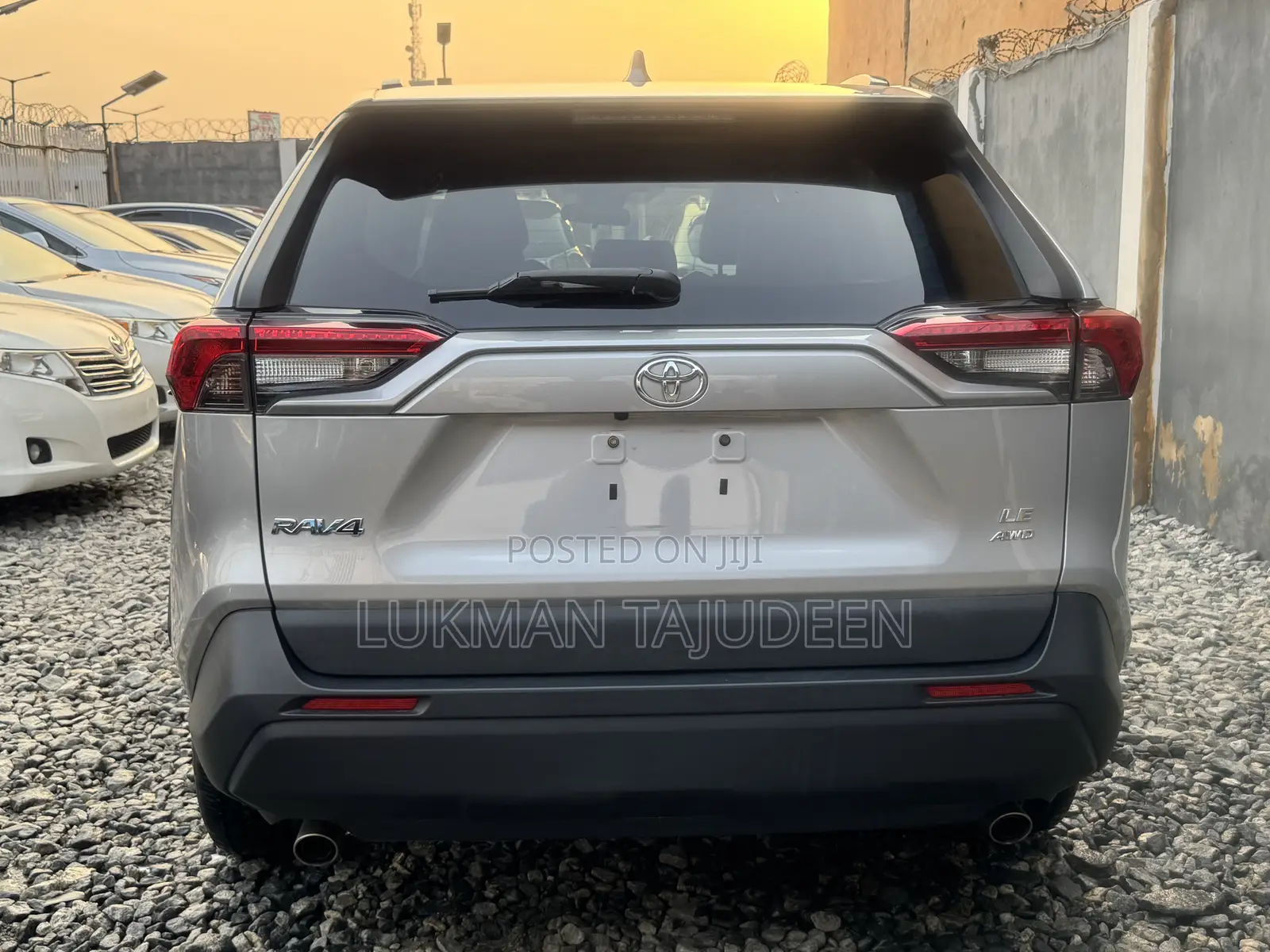 Toyota RAV4 LE AWD 2020 Silver