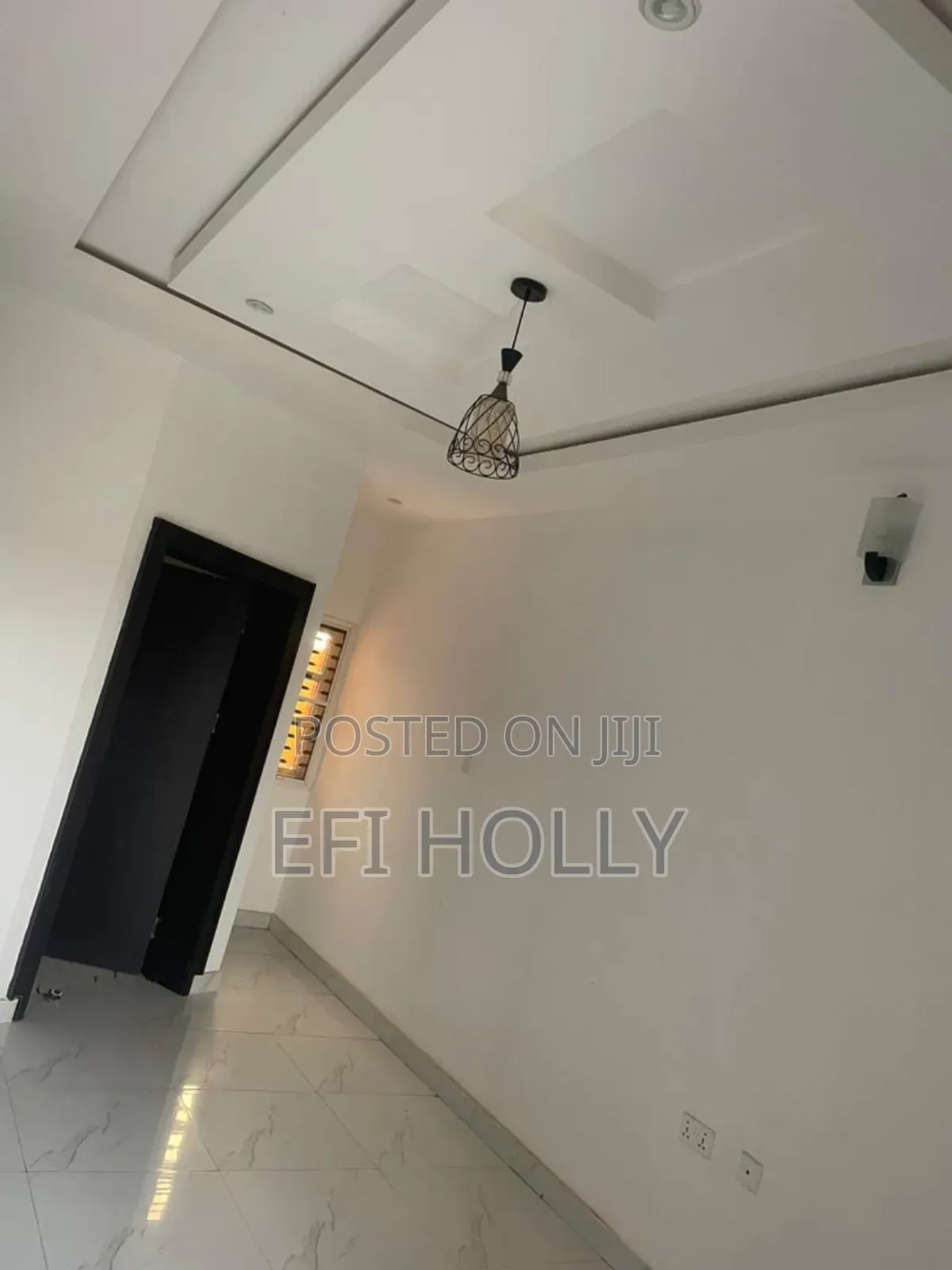 Pop Ceiling Installation and Wall Screeding
