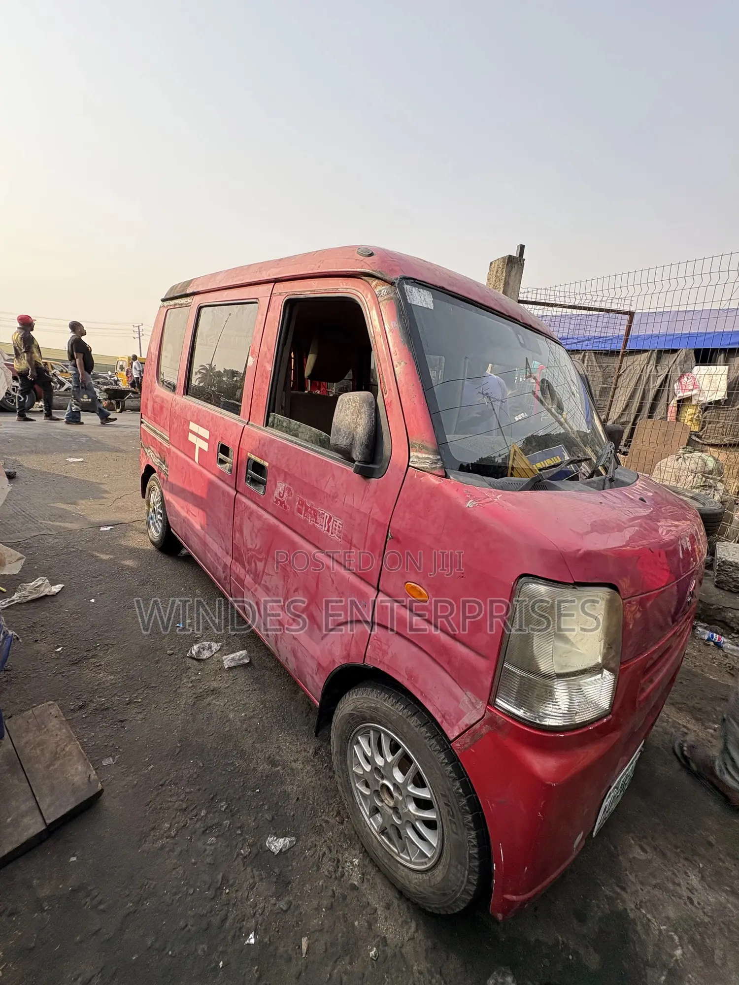 Suzuki Every 2012 Red