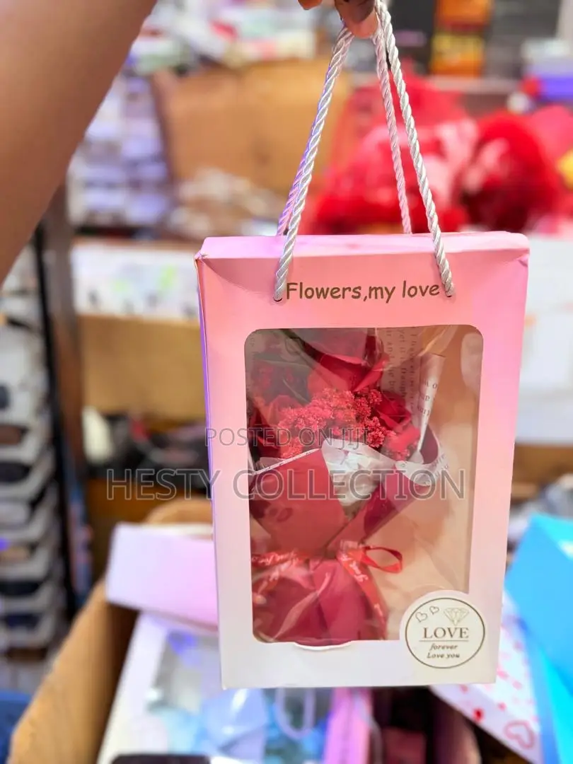 Valentine Flowers Bouquet Gift