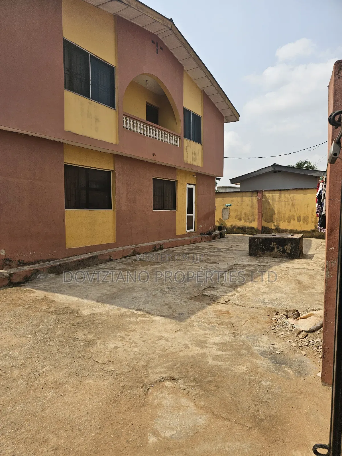 3bdrm Block of Flats in Abule Egba for sale