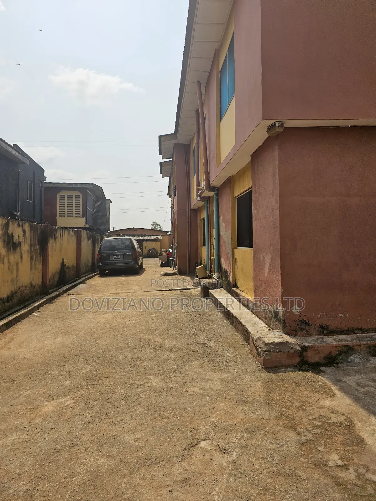 3bdrm Block of Flats in Abule Egba for sale