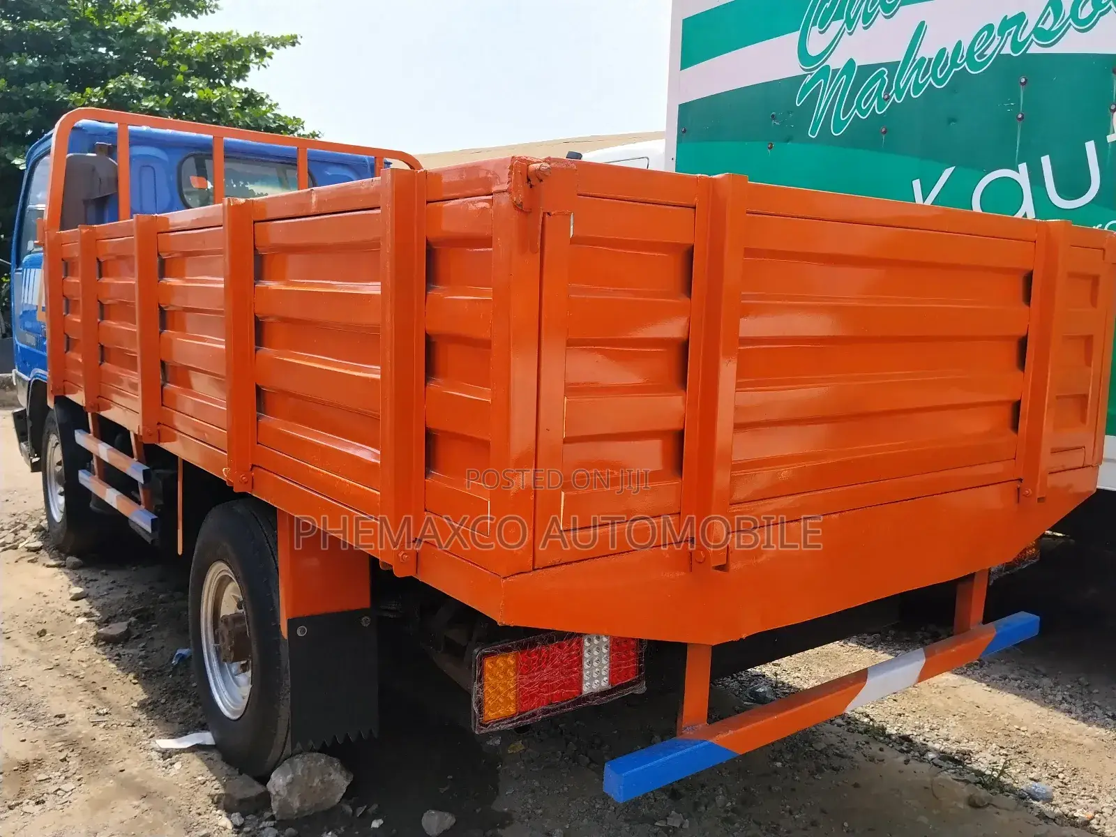Nissan Castar