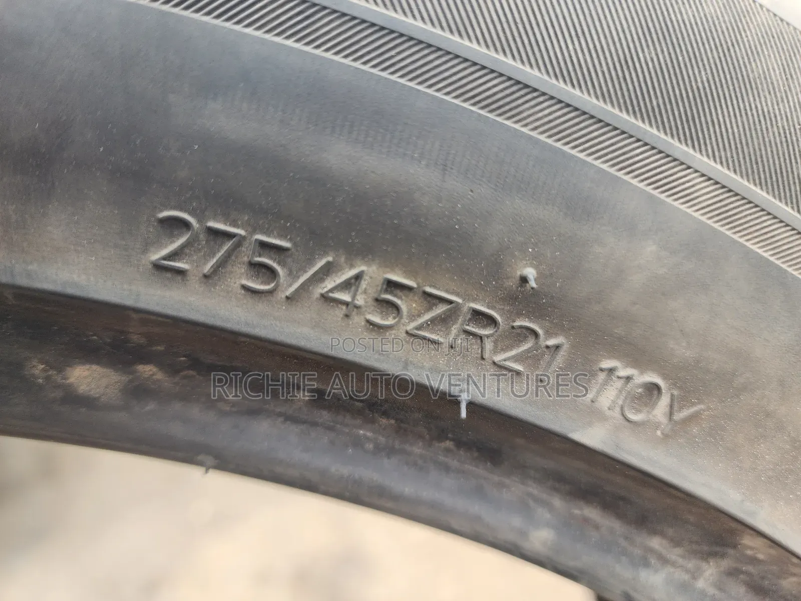 Continental 275/45r21.
