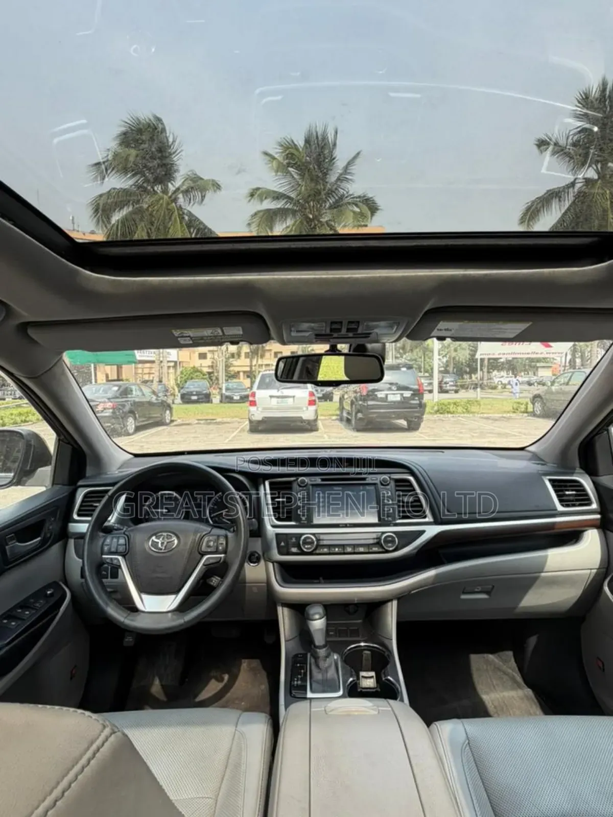 Toyota Highlander XLE V6 4x4 (3.5L 6cyl 6A) 2016 Gray