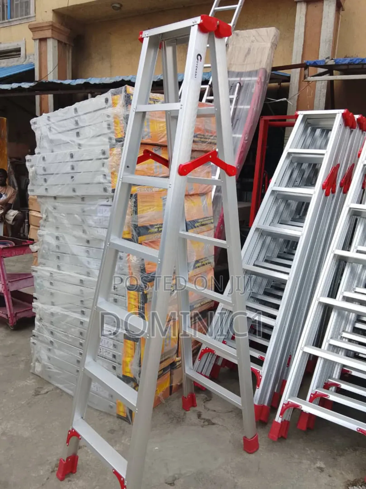 Aluminum A-type Step Ladder.