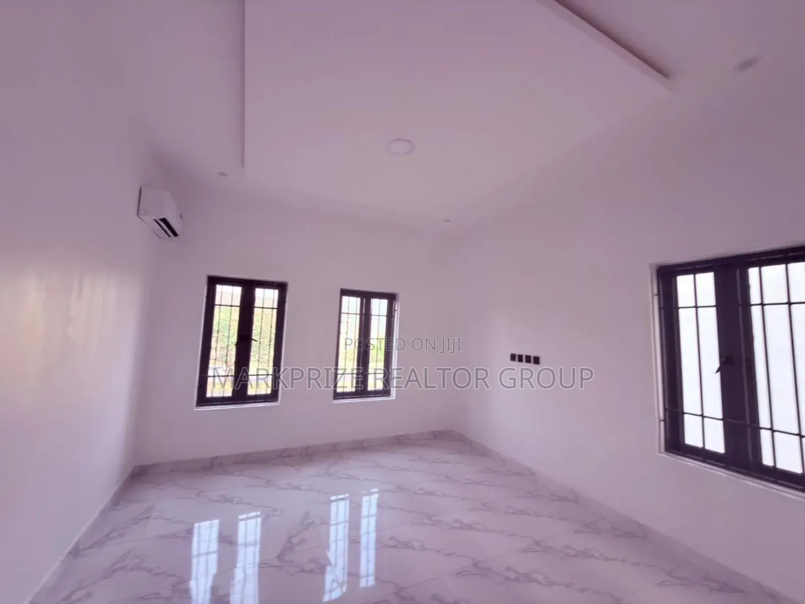 5bdrm Duplex in Kado Abuja for sale