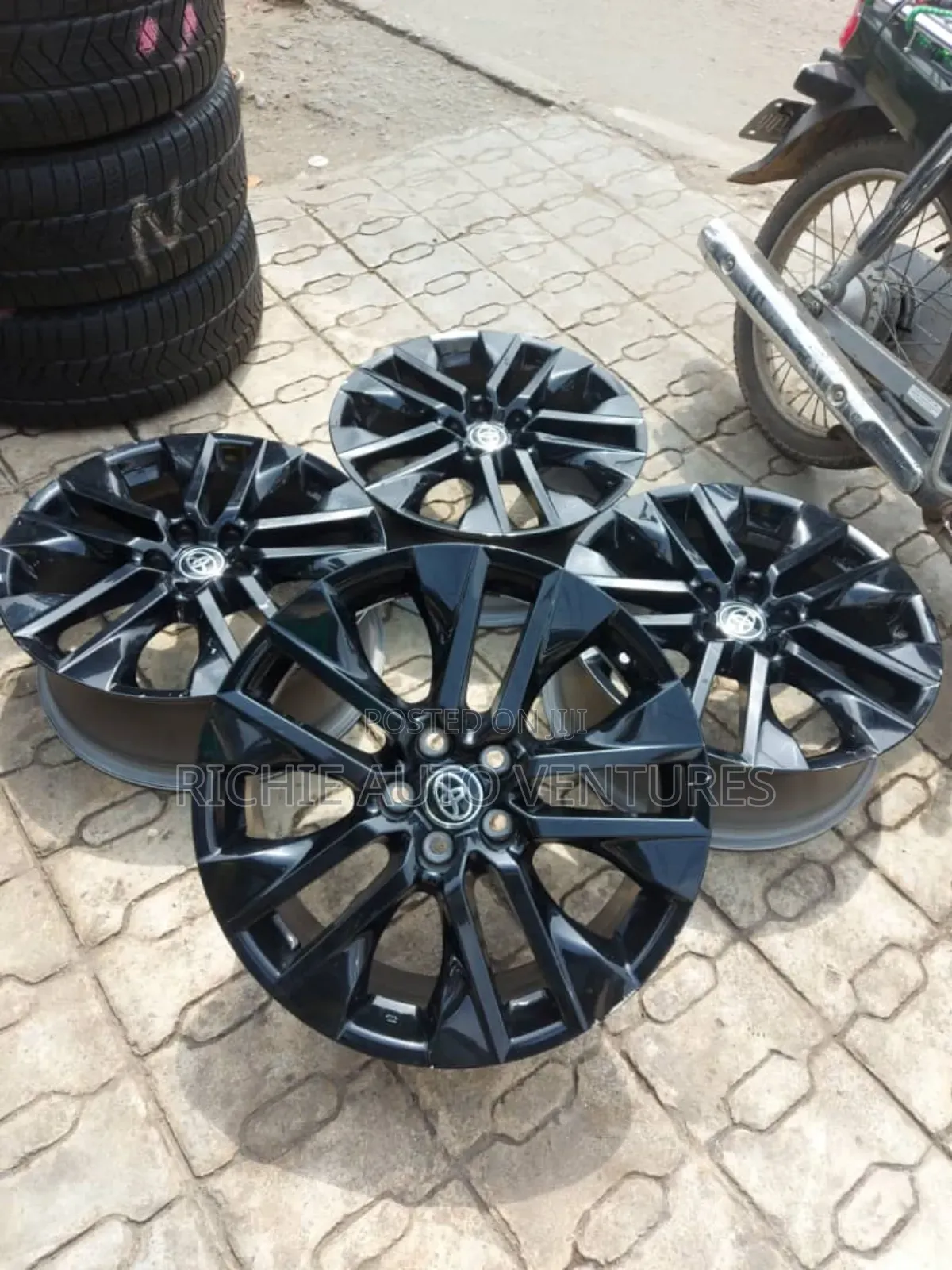 Original Oem Rav4 Rim Available. 20inch