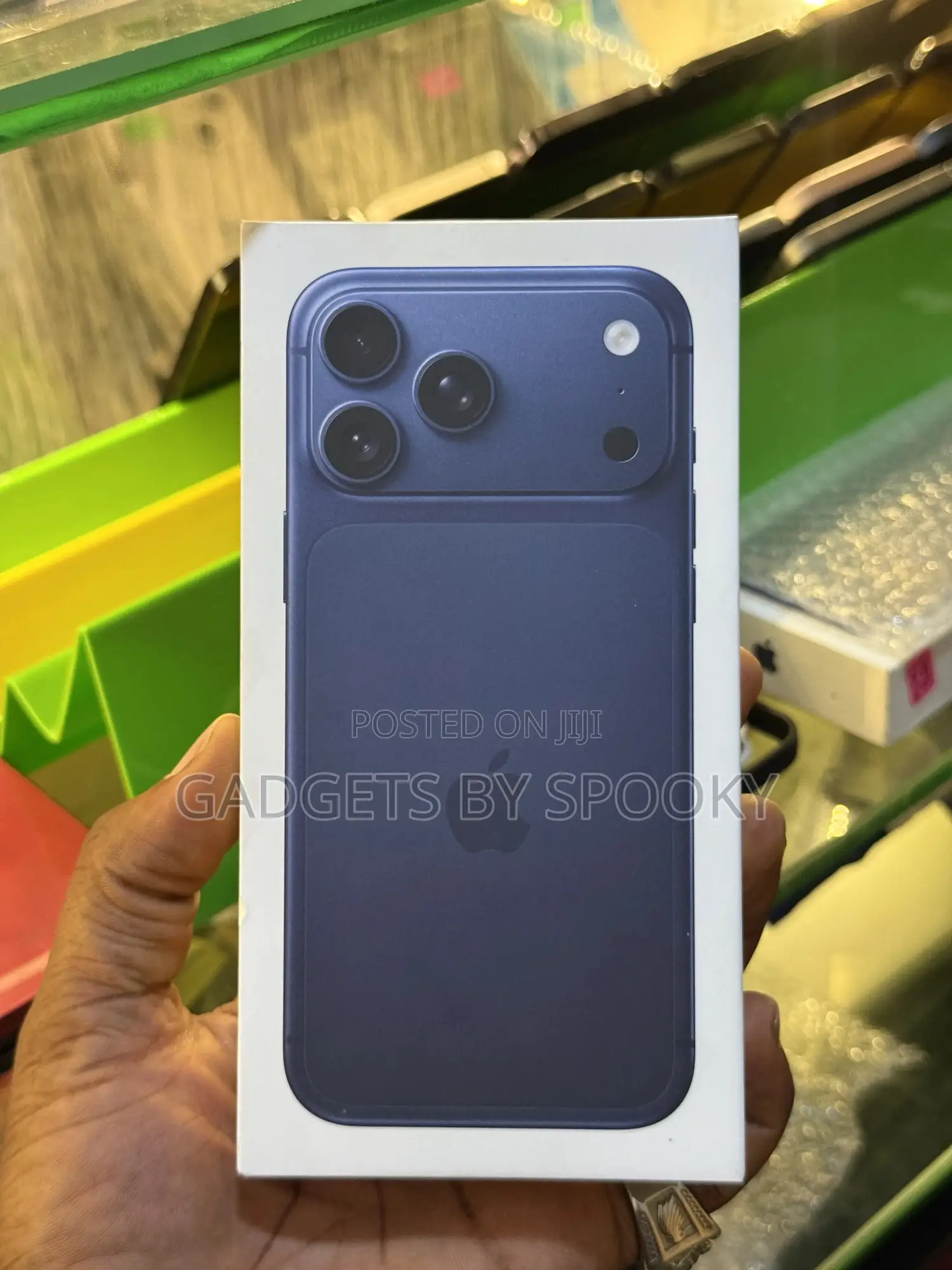 New Apple iPhone 17 Pro Max 256 GB Blue