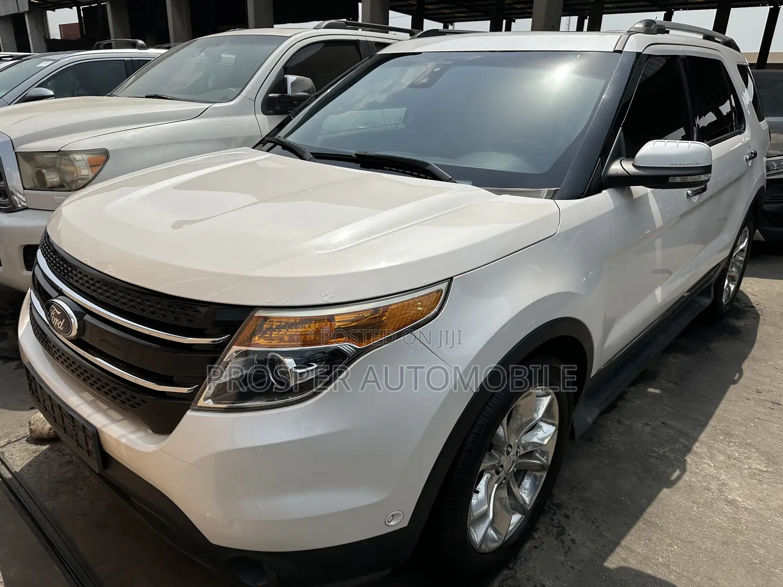 Ford Explorer Limited 4dr SUV AWD (3.5L 6cyl 6A) 2014 White