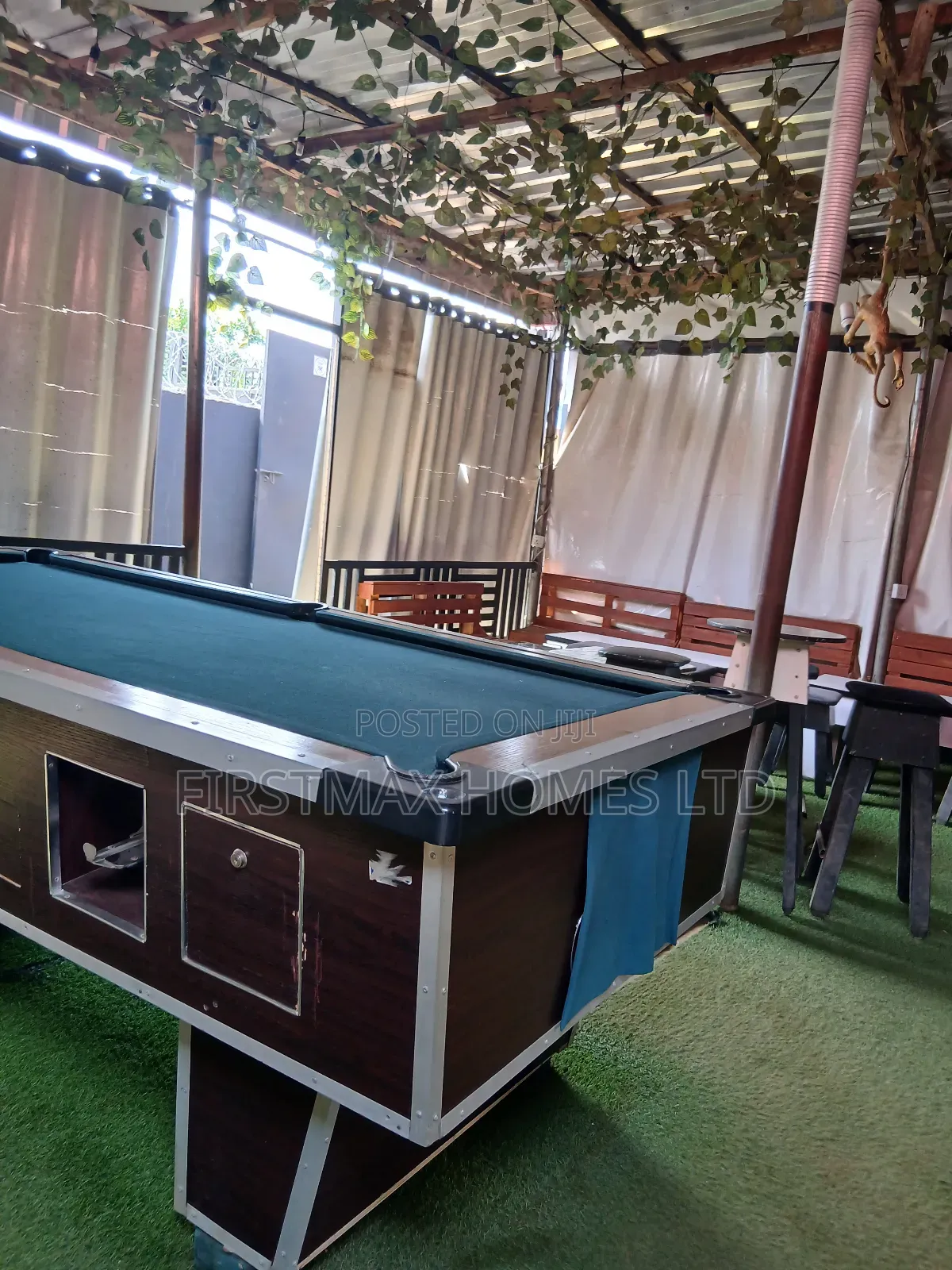 Furnished 8bdrm Bungalow in Ota for sale