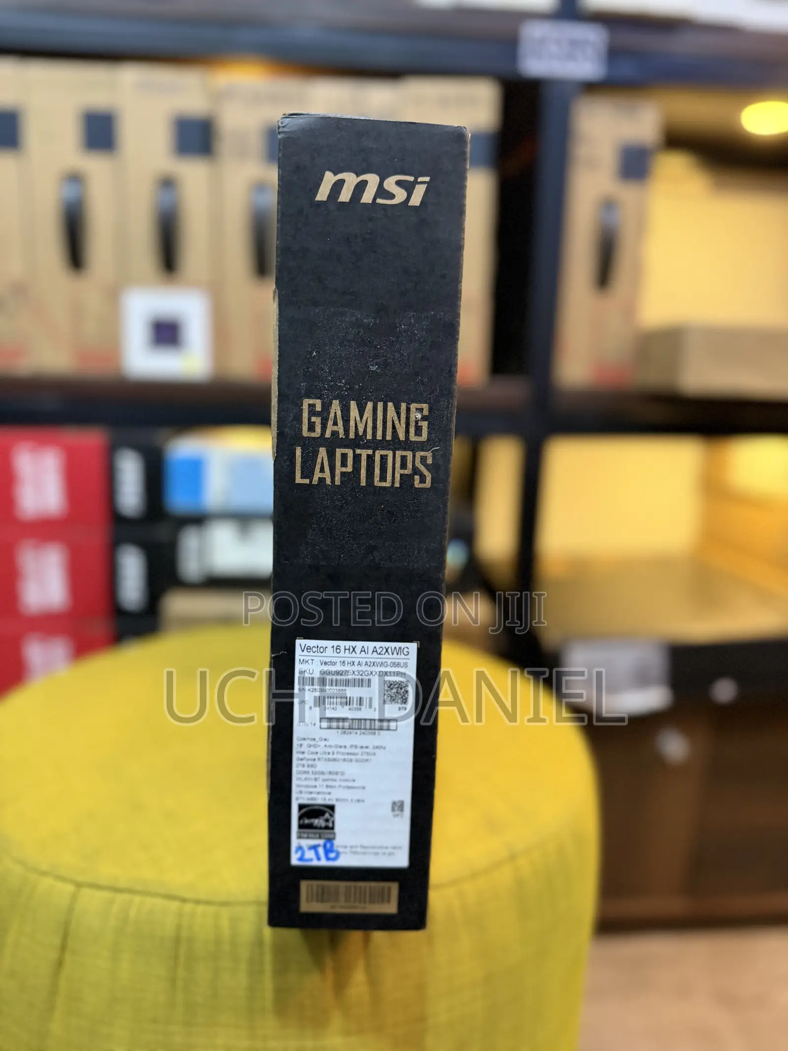 New Laptop MSI Vector 16 HX AI A2XWIG 32GB Intel Core Ultra 9 SSD 2T