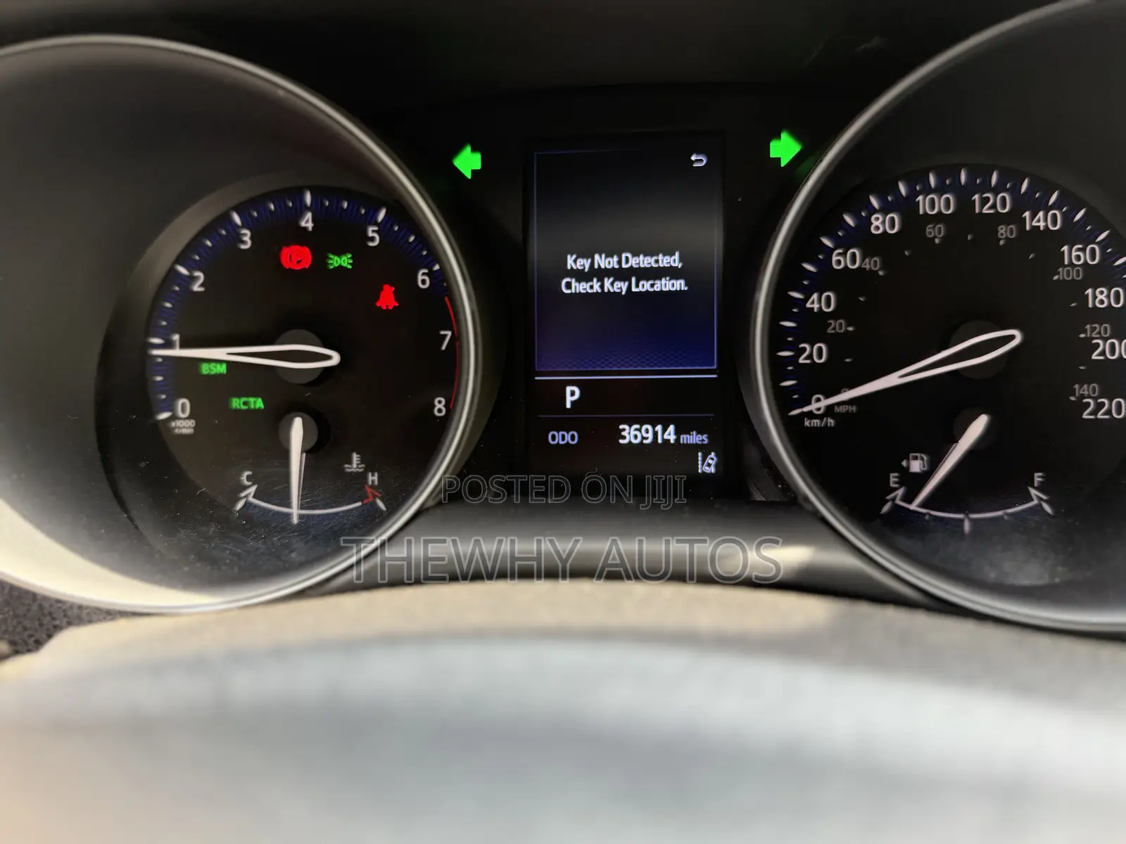 Toyota C-HR XLE FWD 2020 Gray