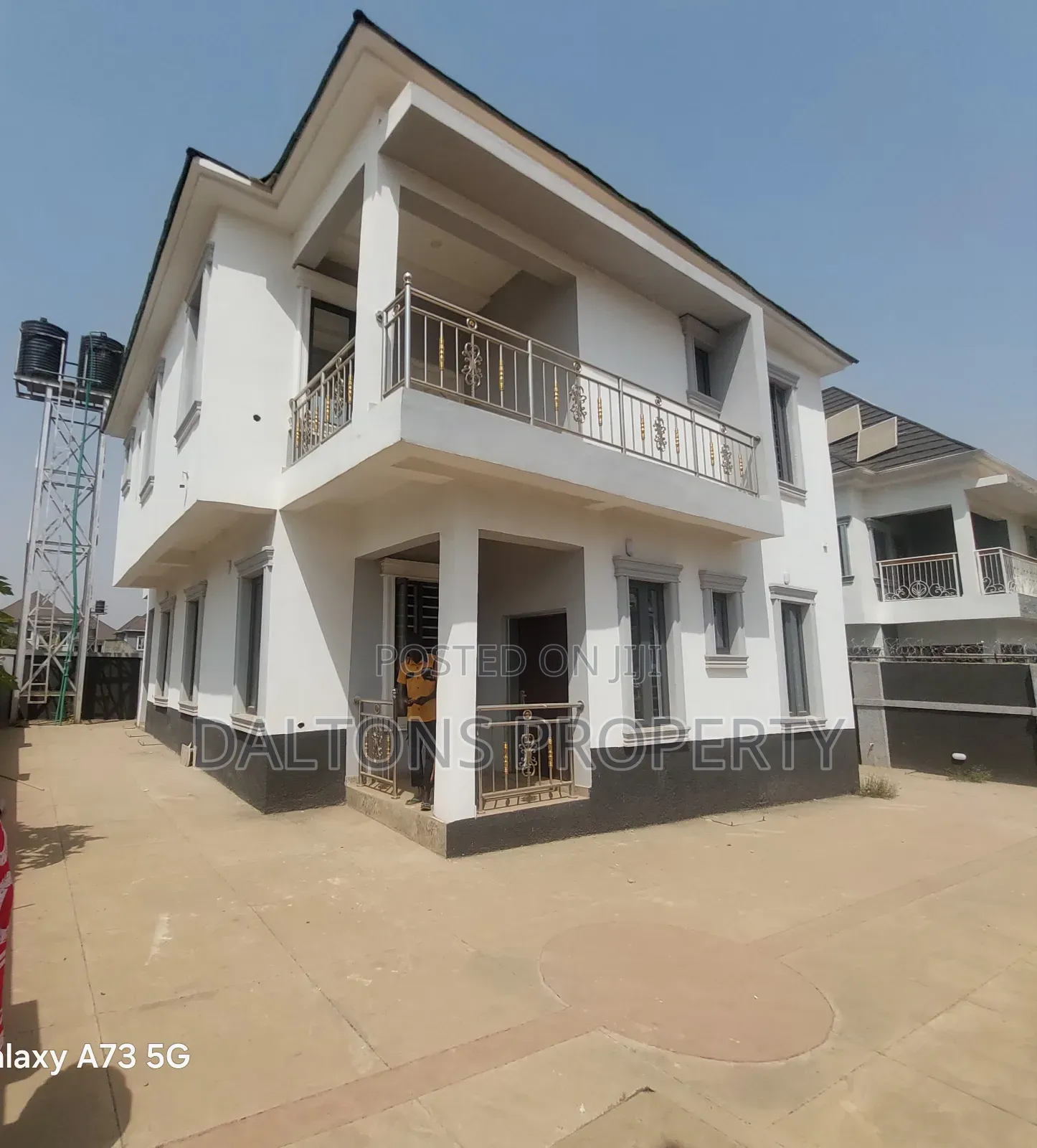 4bdrm Duplex in Gold City, Lugbe District for sale