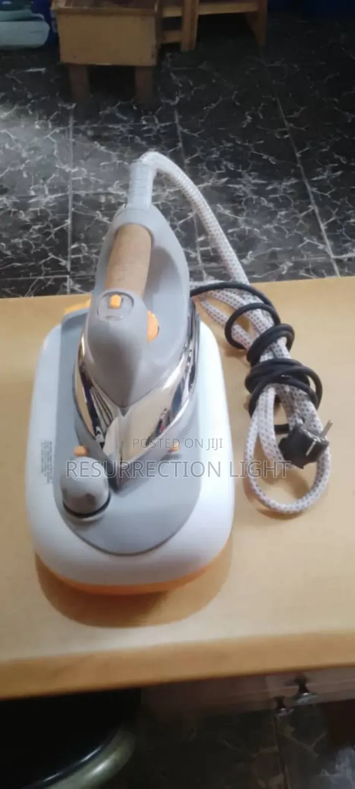 Very Neat Top Quality Termozeta Steam Iron
