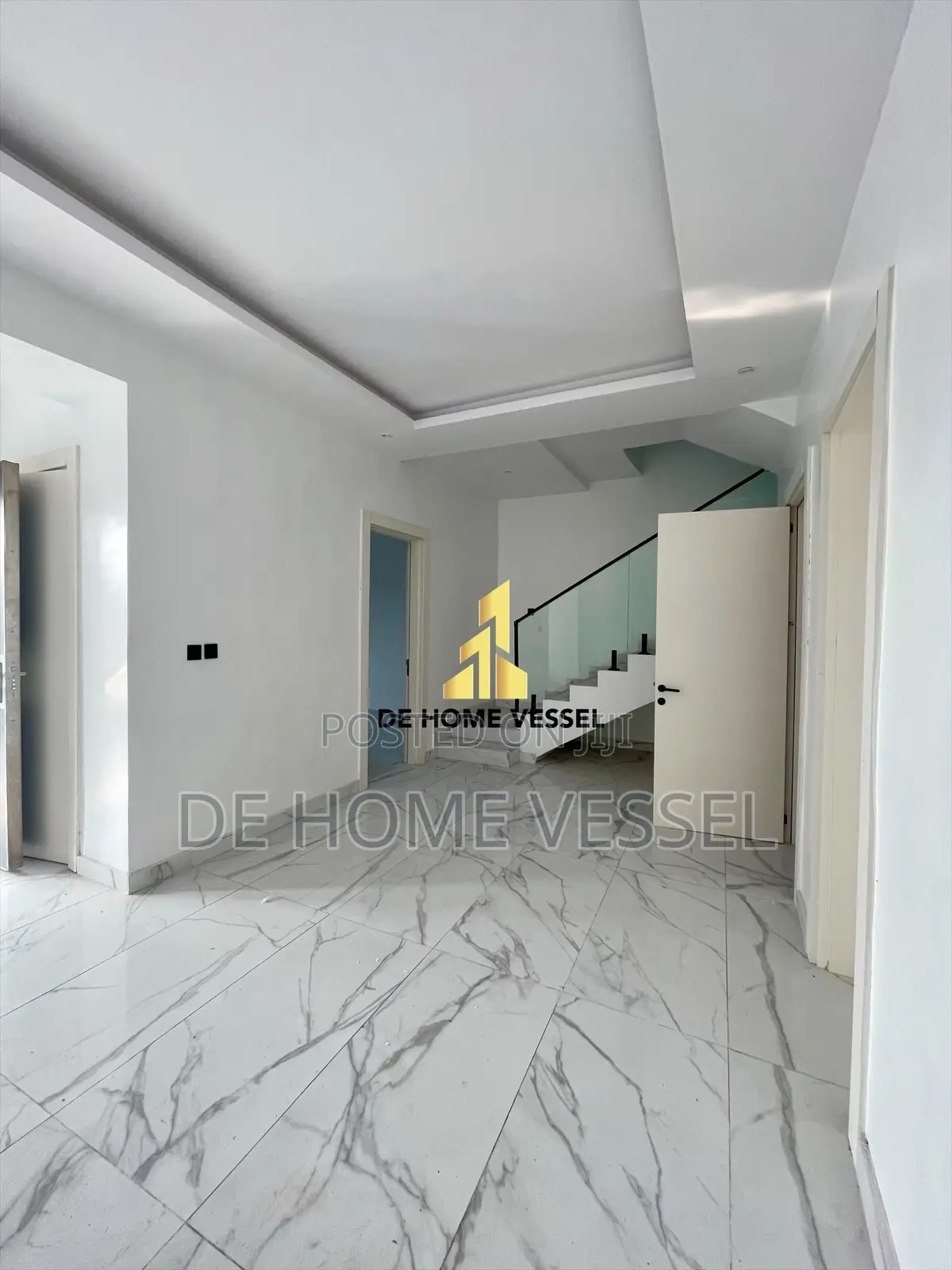 5bdrm Townhouse/Terrace in Lekki for sale