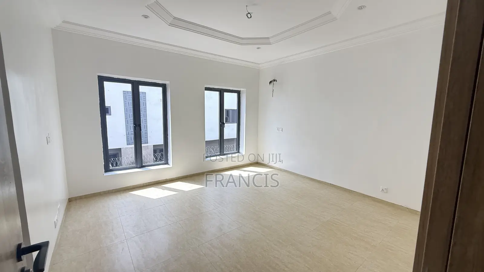 4bdrm Townhouse/Terrace in Pelican, Jahi for sale