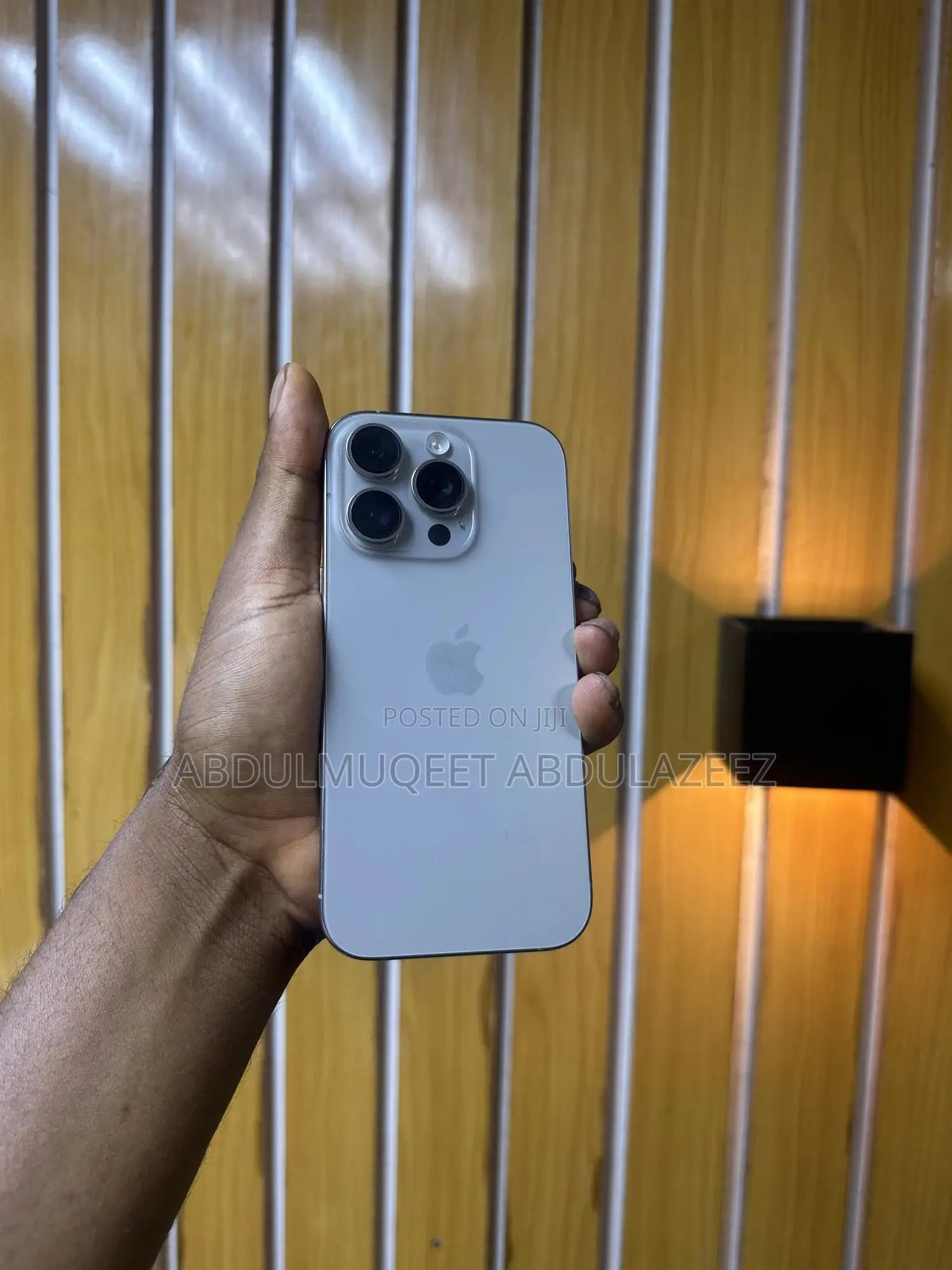 Apple iPhone 16 Pro 128 GB Gray