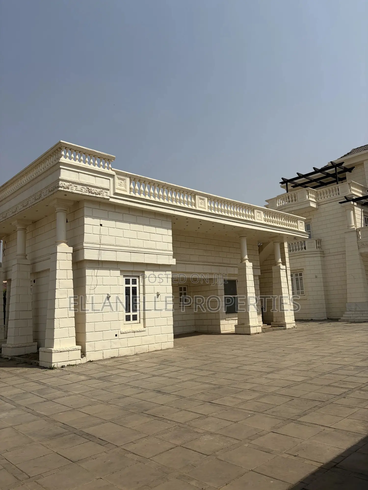 7bdrm Mansion in Katampe Extension for sale