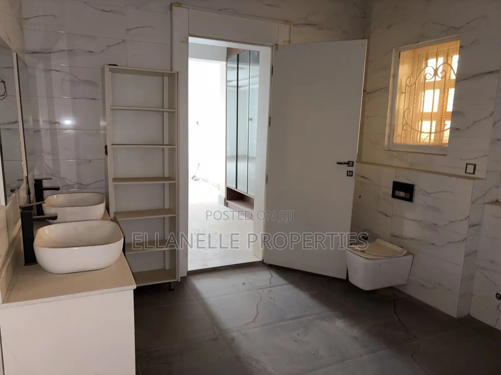 7bdrm Mansion in Katampe Extension for sale