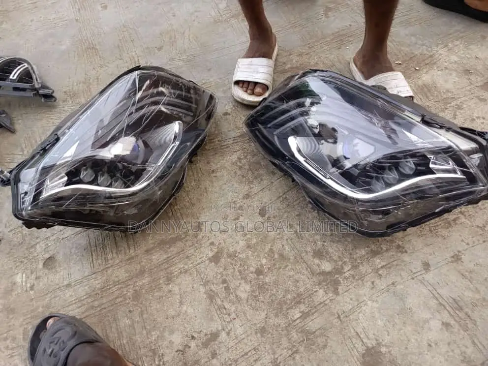 Headlamp for GLK 350